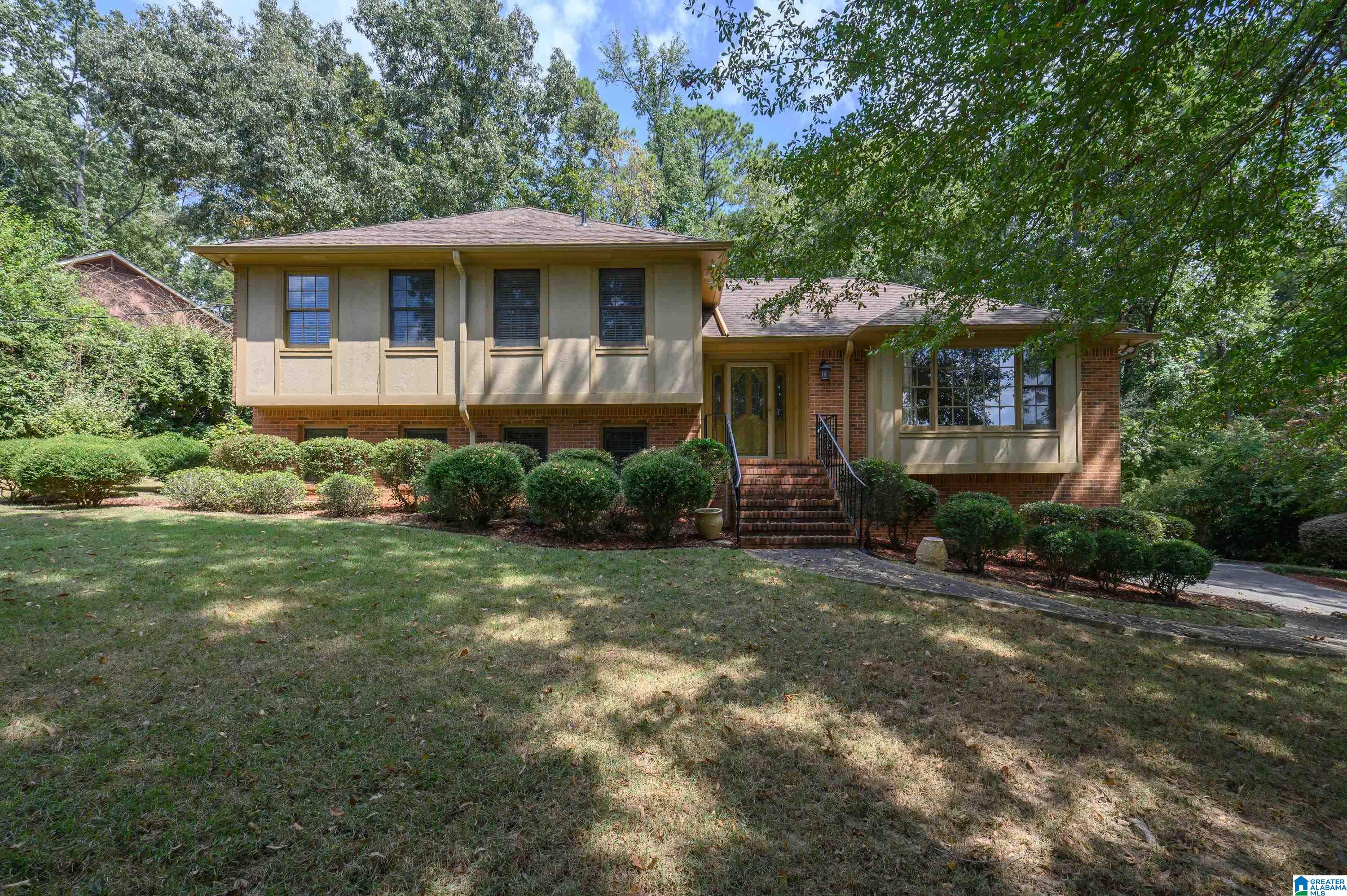 Single family home for sale at 1748 Napier Dr, HOOVER, AL 35226 | MLS# 21465213
