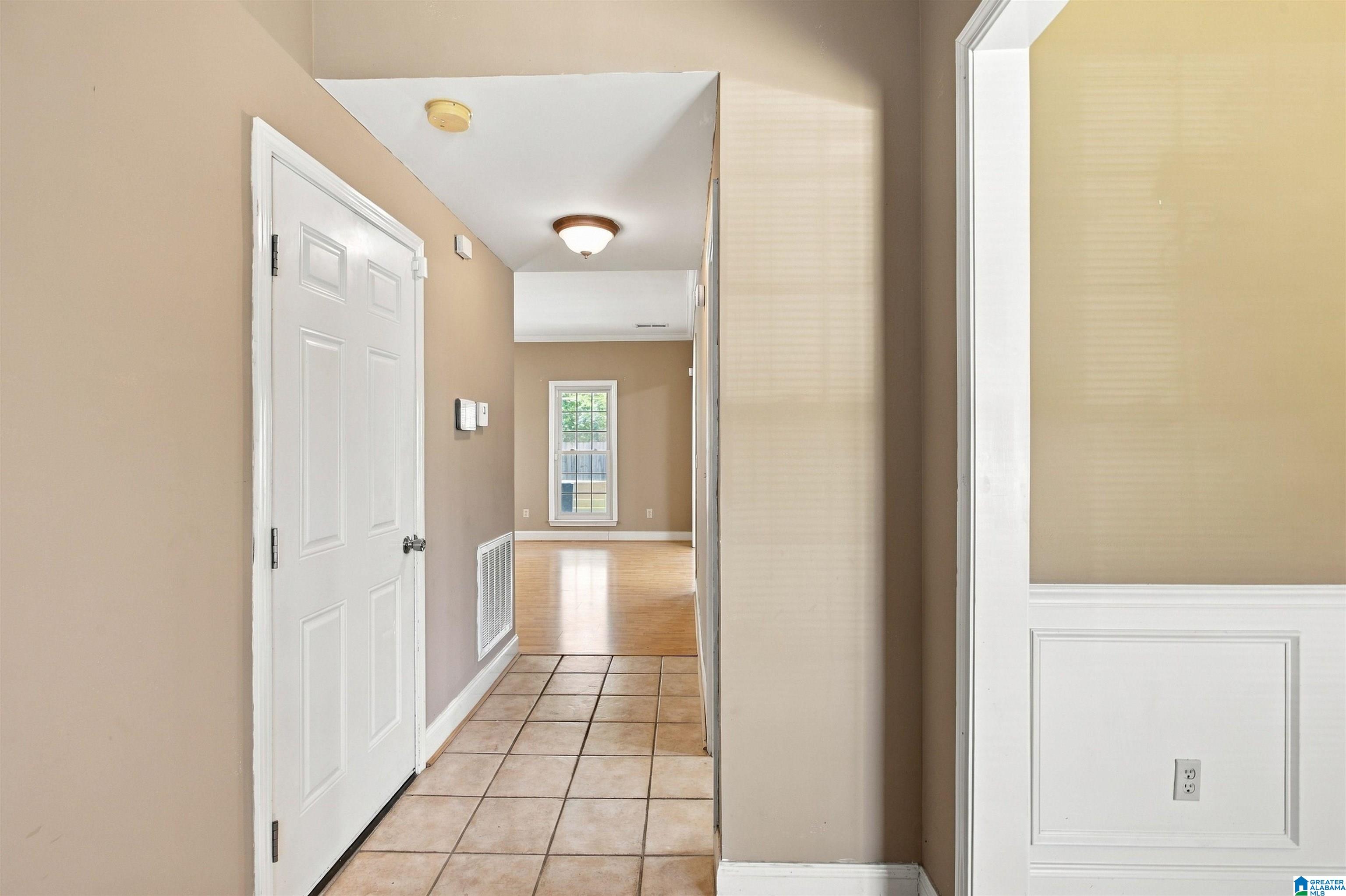 Photo 4 of Single family home for sale at 5048 Candle Brk Pl, Bessemer, AL 35022 | MLS# 21465221 | Listing updated on 2026-09-18