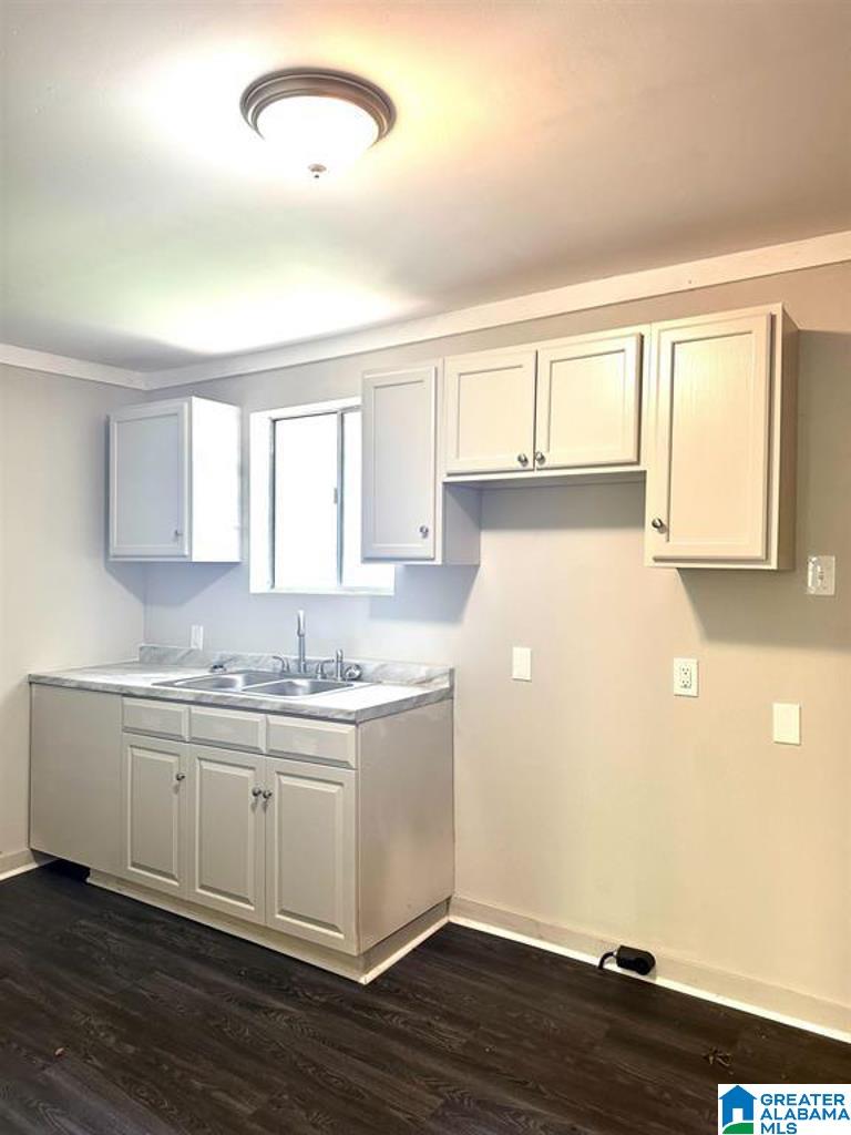 Photo 4 of House for sale at 328 54th Street, Fairfield, AL 35064 | MLS# 21465222 | Listing updated on 2026-09-18