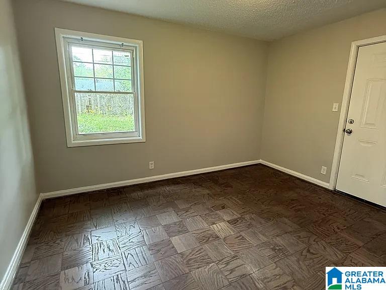 Photo 4 of Single family home for sale at 537 Grant St, Birmingham, AL 35228 | MLS# 21465225 | Listing updated on 2026-09-18