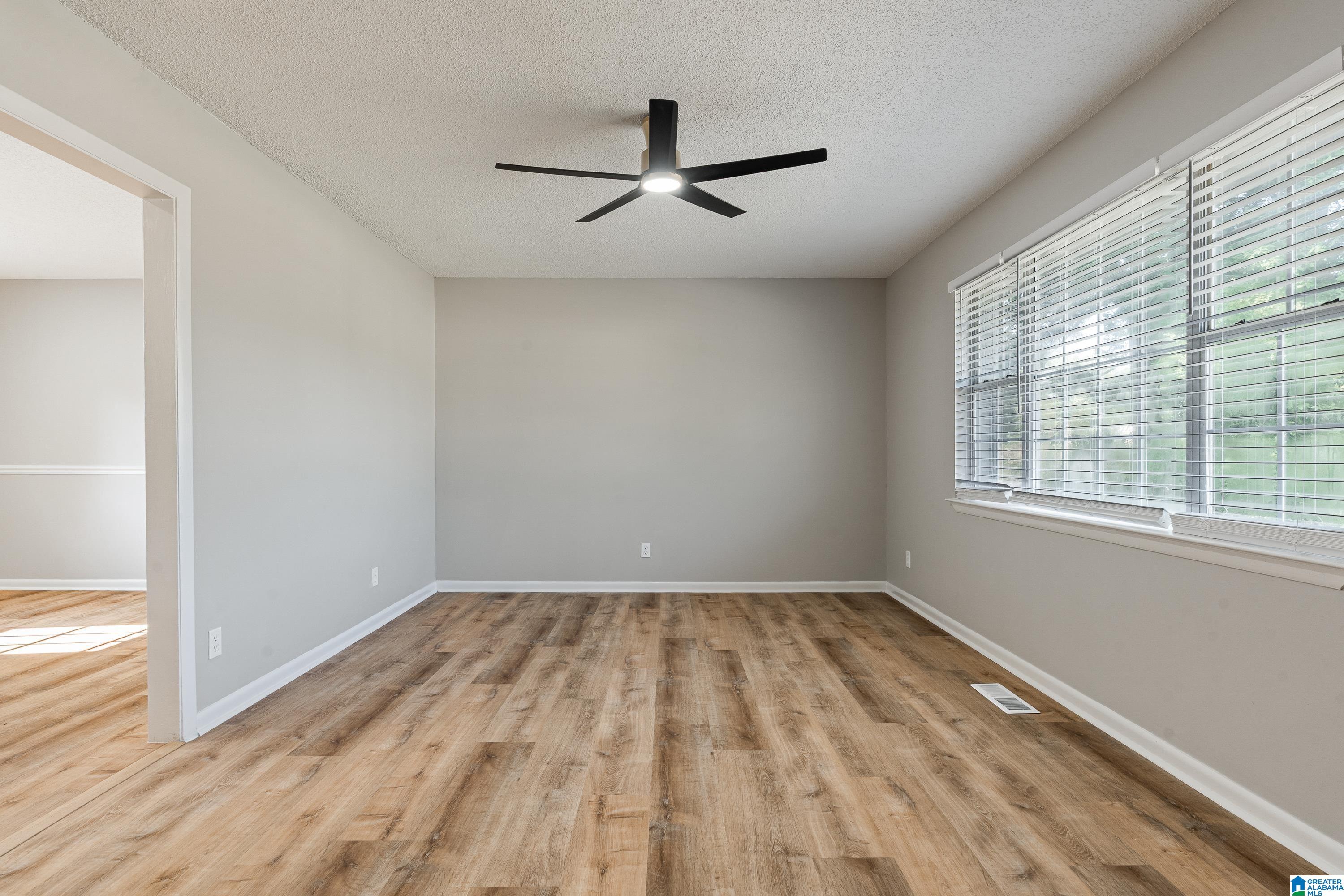 Photo 4 of Single family home for sale at 604 Hillcrest Rd, Adamsville, AL 35005 | MLS# 21465241 | Listing updated on 2026-09-19