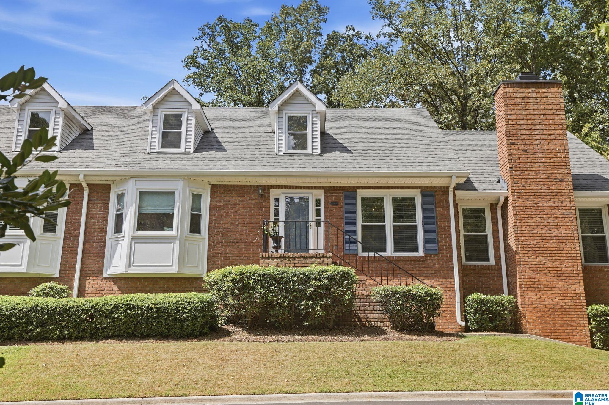 Photo 2 of Townhouse for sale at 2570 Acton Rd #102, Vestavia, AL 35243 | MLS# 21465247 | Listing updated on 2026-09-18
