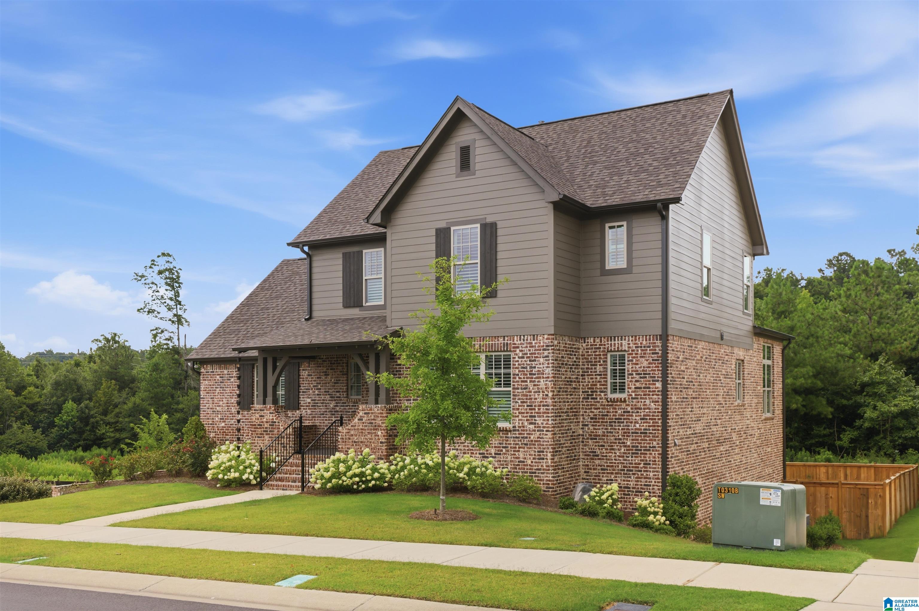 Photo 2 of Single family home for sale at 1157 Clifton Rd, Hoover, AL 35244 | MLS# 21465249 | Listing updated on 2026-09-17