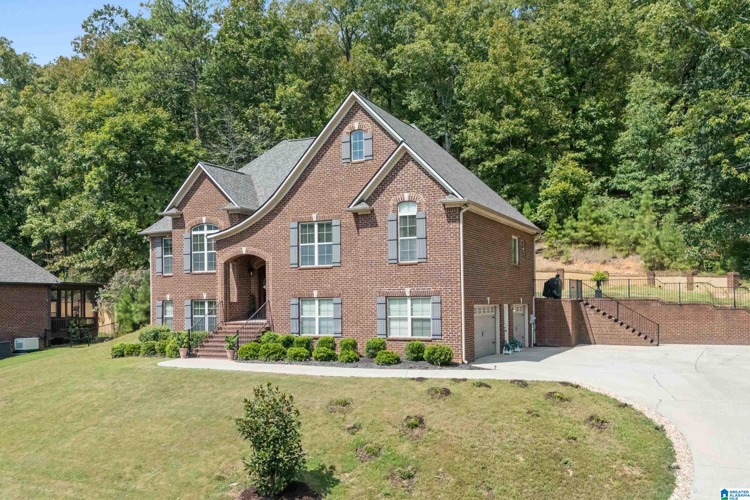 Photo 2 of Single family home for sale at 1449 Stoneykirk Rd, Pelham, AL 35124 | MLS# 21465251 | Listing updated on 2026-09-25