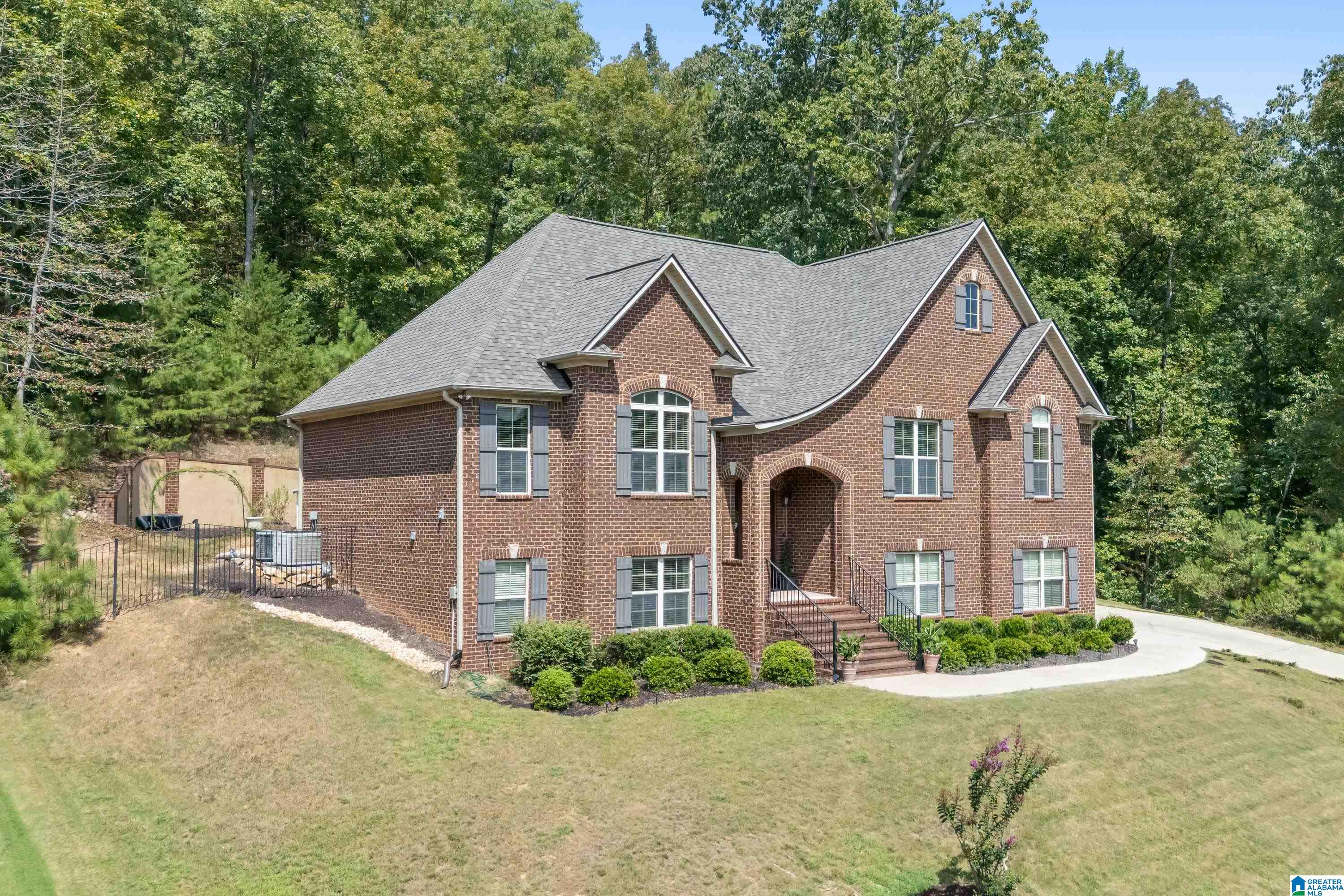 Photo 3 of Single family home for sale at 1449 Stoneykirk Rd, Pelham, AL 35124 | MLS# 21465251 | Listing updated on 2026-09-25