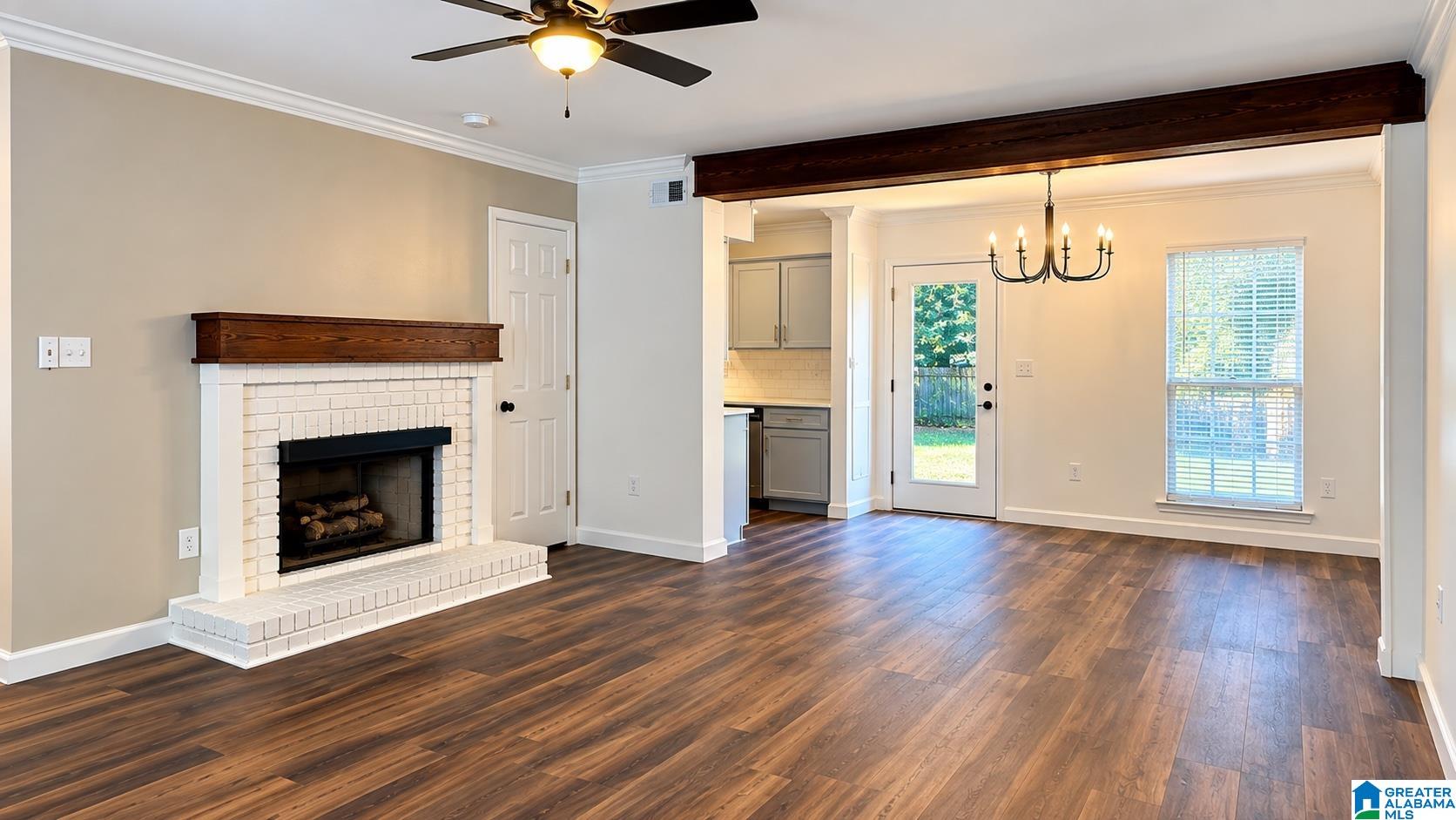 Photo 3 of Townhouse for sale at 213 Willow Point Cir, Alabaster, AL 35007 | MLS# 21465257 | Listing updated on 2026-09-19