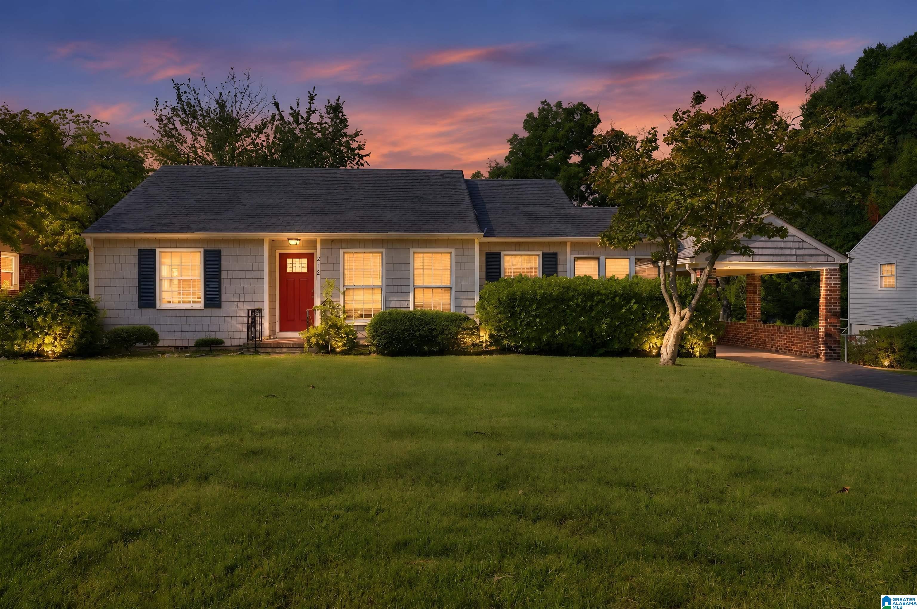 Single family home for sale at 212 Red Oak Rd, BIRMINGHAM, AL 35206 | MLS# 21465269