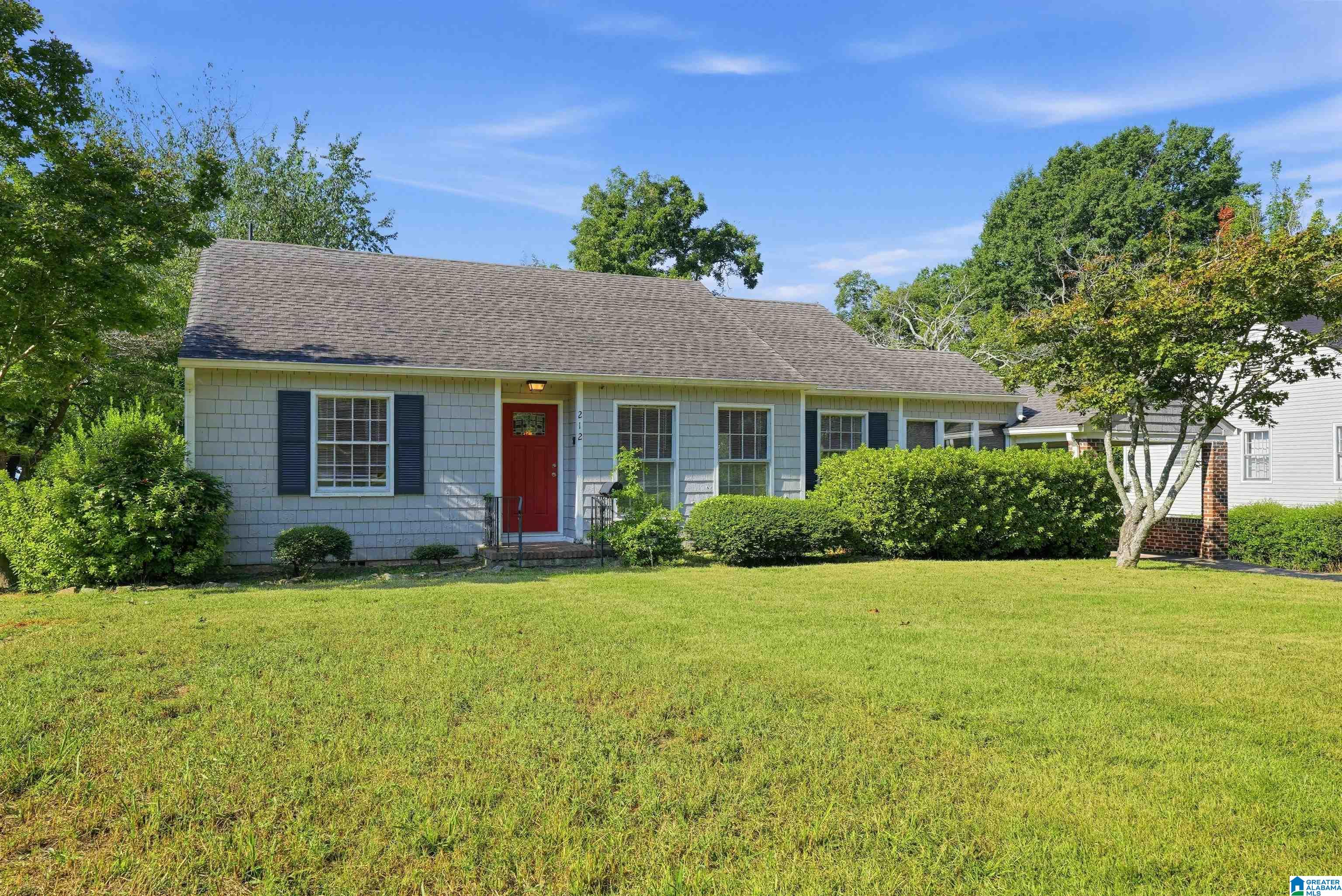 Photo 4 of Single family home for sale at 212 Red Oak Rd, Birmingham, AL 35206 | MLS# 21465269 | Listing updated on 2026-09-18