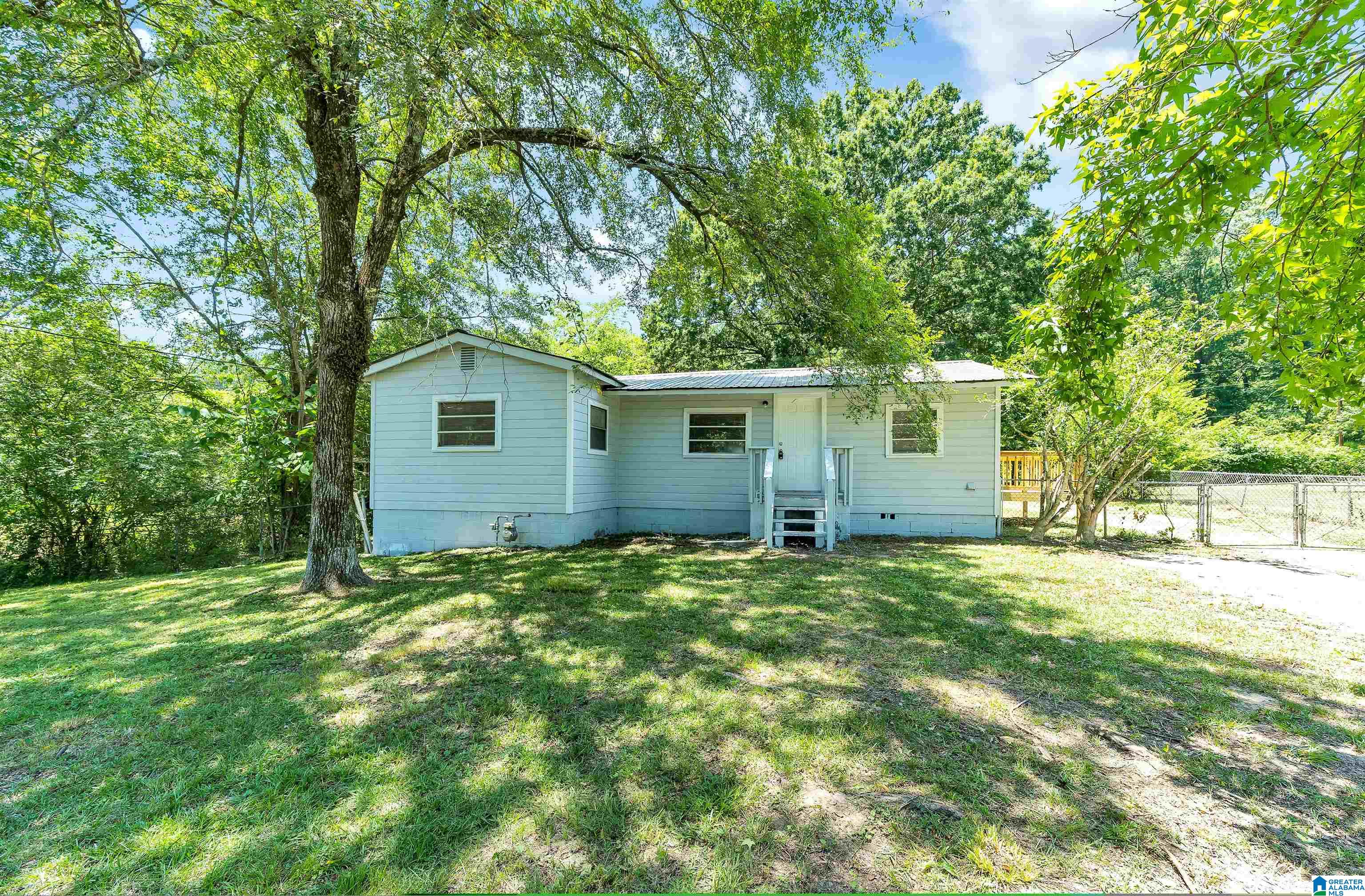 Photo 1 of Single family home for sale at 1935 Brackett Loop Rd, Birmingham, AL 35214 | MLS# 21465282 | Listing updated on 2026-09-18