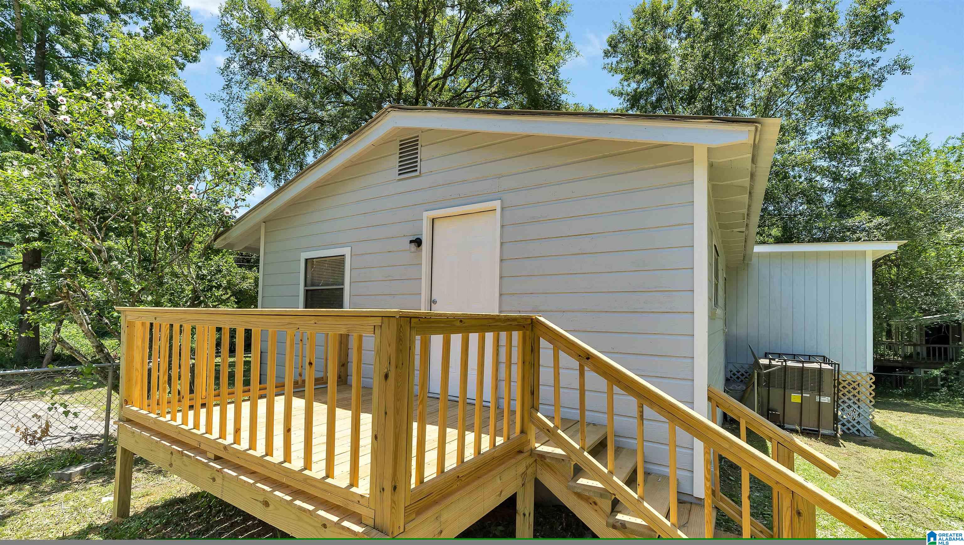 Photo 4 of Single family home for sale at 1935 Brackett Loop Rd, Birmingham, AL 35214 | MLS# 21465282 | Listing updated on 2026-09-18