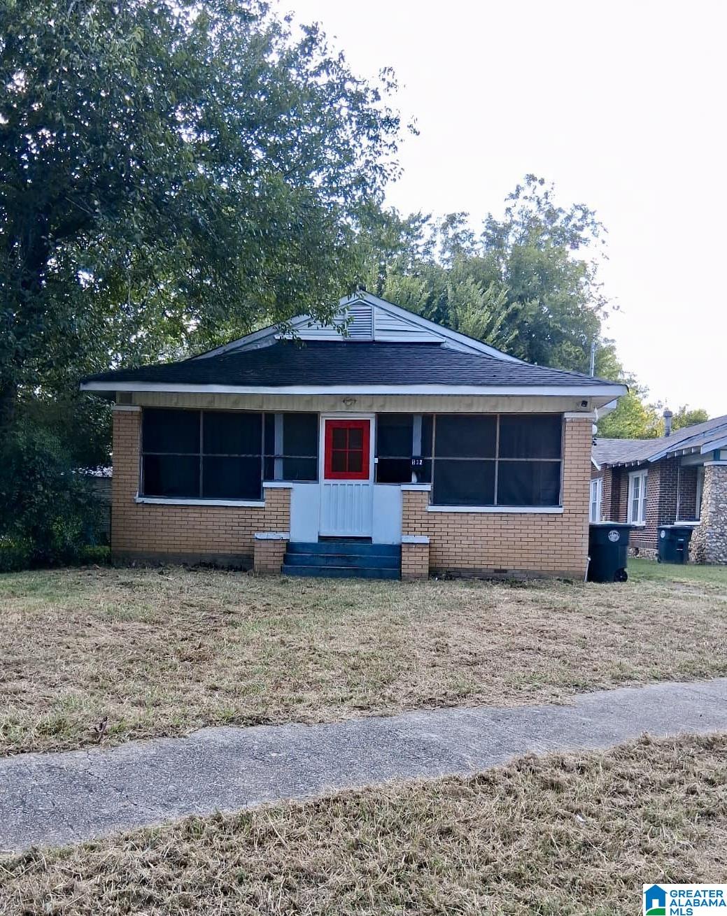 Photo 1 of Single family home for sale at 532 Francis Pl Sw, Birmingham, AL 35211 | MLS# 21465289 | Listing updated on 2026-09-18