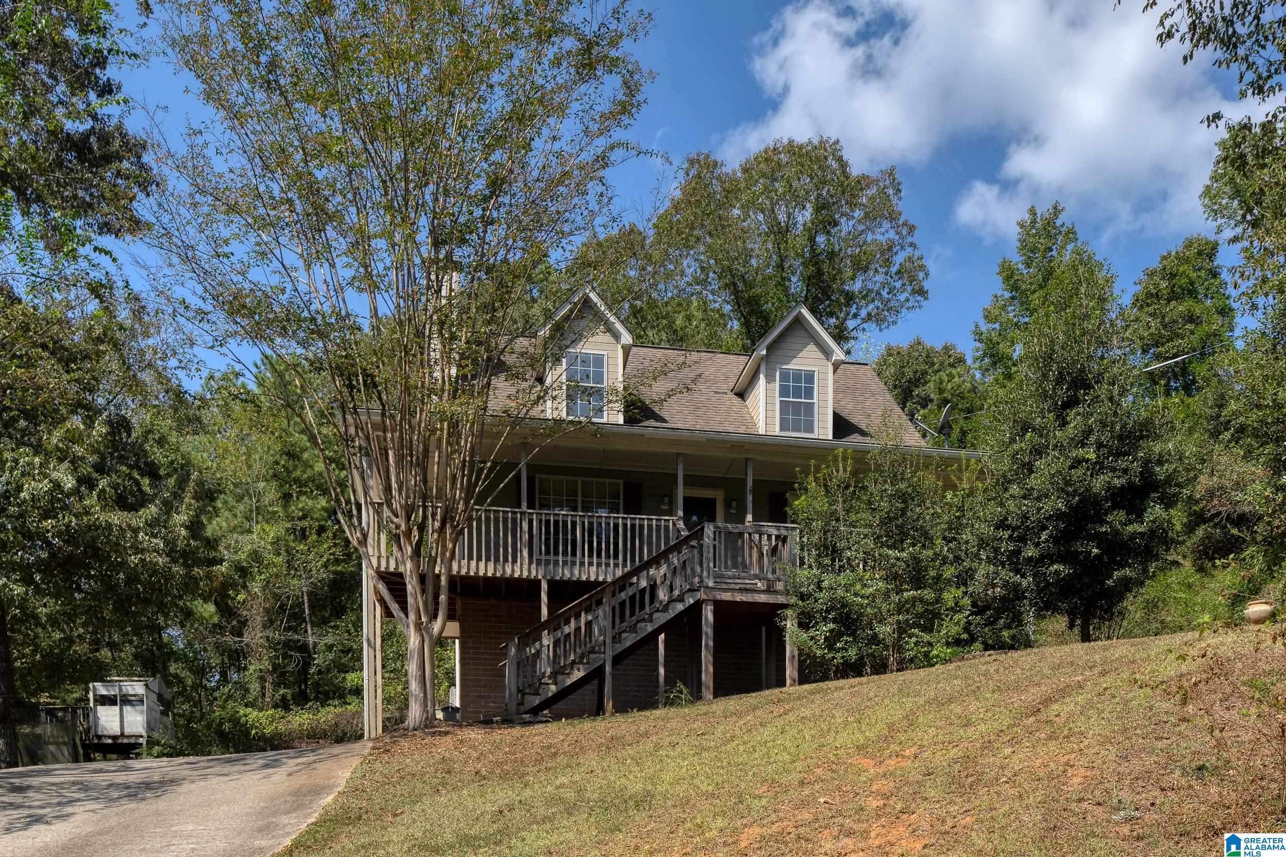 Photo 2 of Sale Pending at 5517 Pearl Dr, Bessemer, AL 35022 | MLS# 21465303 | Listing updated on 2026-09-18