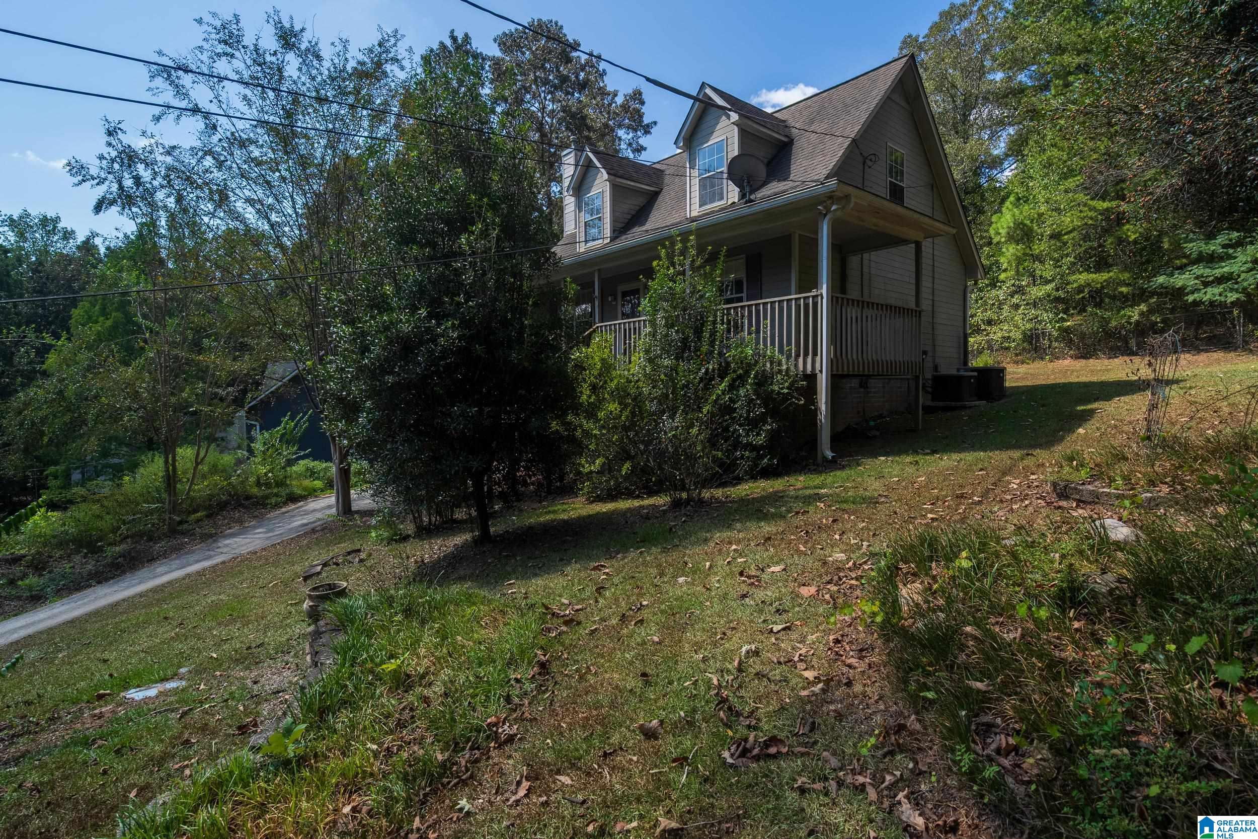 Photo 3 of Sale Pending at 5517 Pearl Dr, Bessemer, AL 35022 | MLS# 21465303 | Listing updated on 2026-09-18
