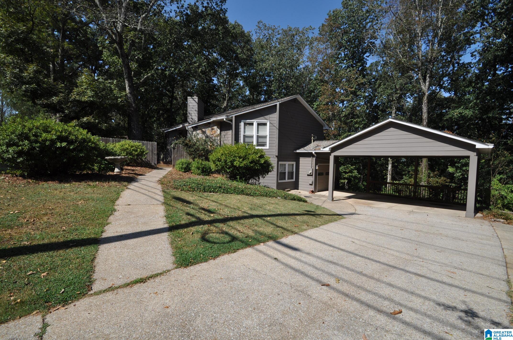 Photo 2 of Single family home for sale at 3902 S Shades Crst Rd, Hoover, AL 35244 | MLS# 21465357 | Listing updated on 2026-09-19