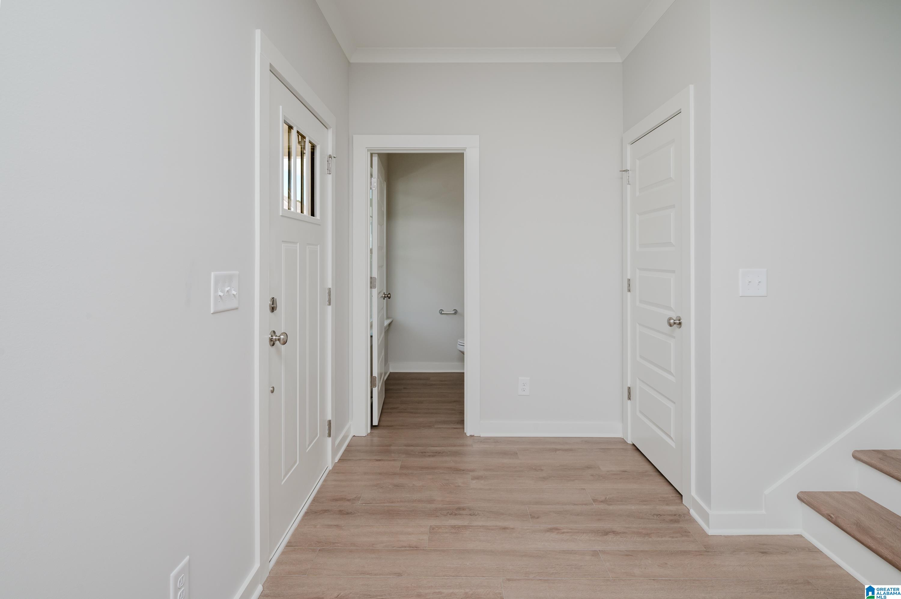 Photo 3 of Single family home for sale at 231 Ridge Blvd, Alabaster, AL 35007 | MLS# 21465362 | Listing updated on 2026-09-19