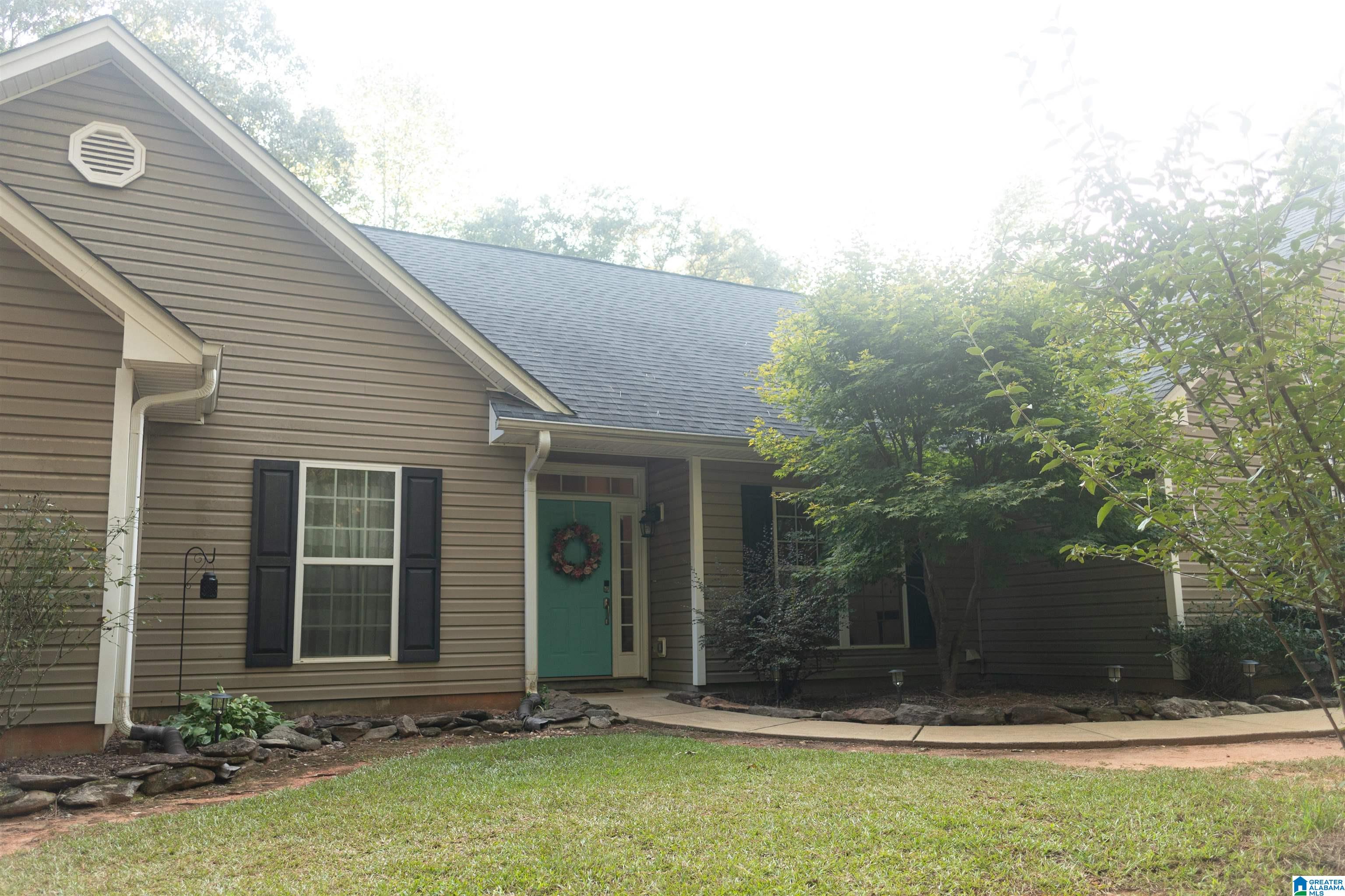 Photo 2 of Single family home for sale at 1045 Lee Rd, Valley, AL 36854 | MLS# 21465365 | Listing updated on 2026-09-19