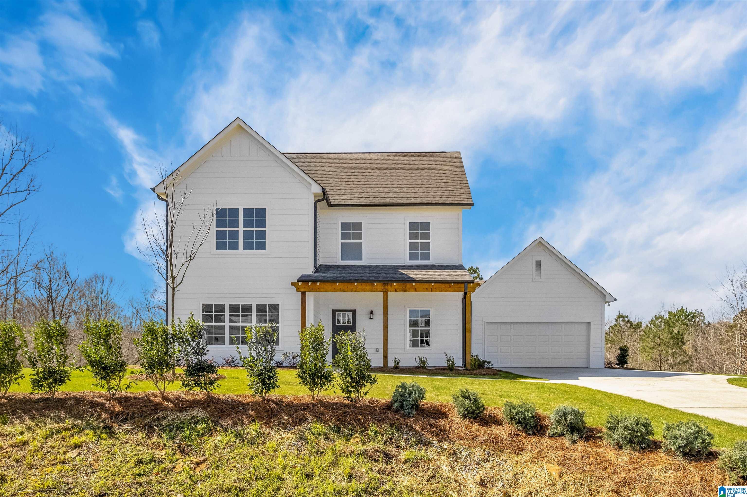 Single family home for sale at 243 Ridge Blvd, ALABASTER, AL 35007 | MLS# 21465366