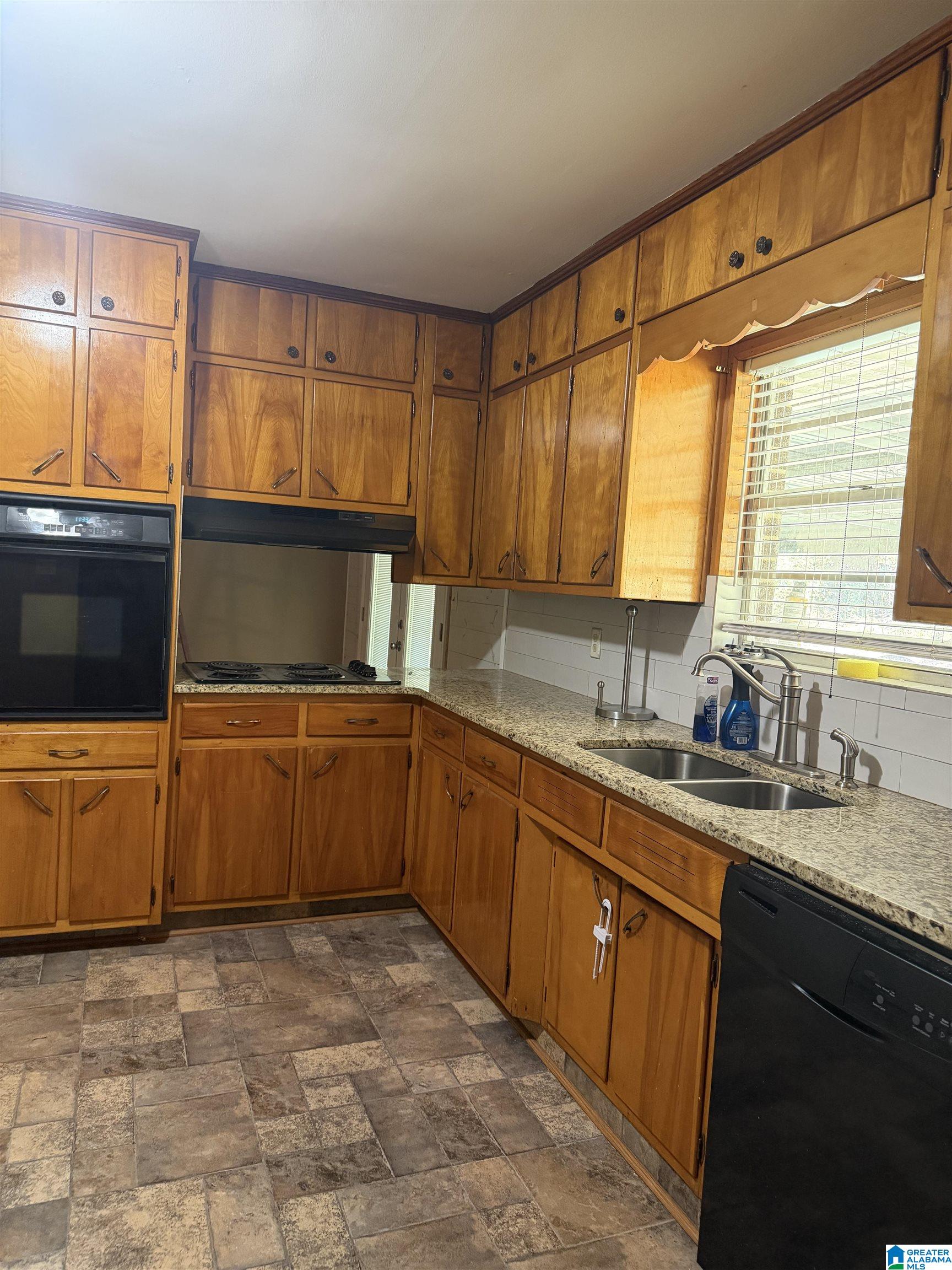 Photo 4 of Single family home for sale at 104 6th Street, Pleasant Grove, AL 35127 | MLS# 21465382 | Listing updated on 2026-09-19