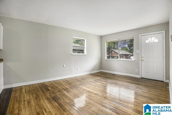 Photo 4 of Single family home for sale at 3613 Maple Ave SW, Birmingham, AL 35221 | MLS# 21465385 | Listing updated on 2026-09-19