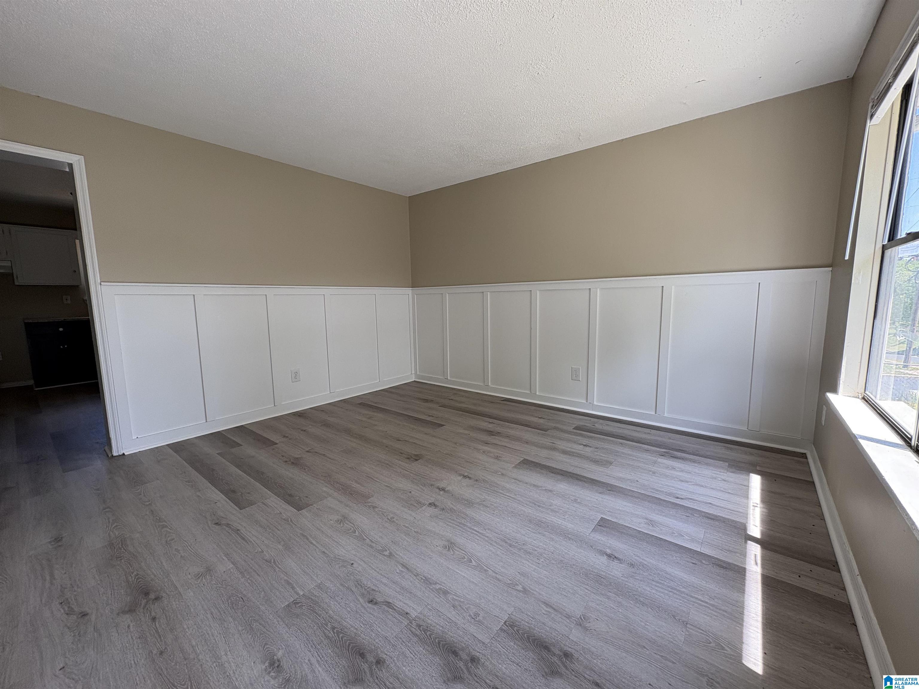 Photo 2 of Single family home for sale at 1920 15th Way Sw, Birmingham, AL 35211 | MLS# 21465389 | Listing updated on 2026-09-18