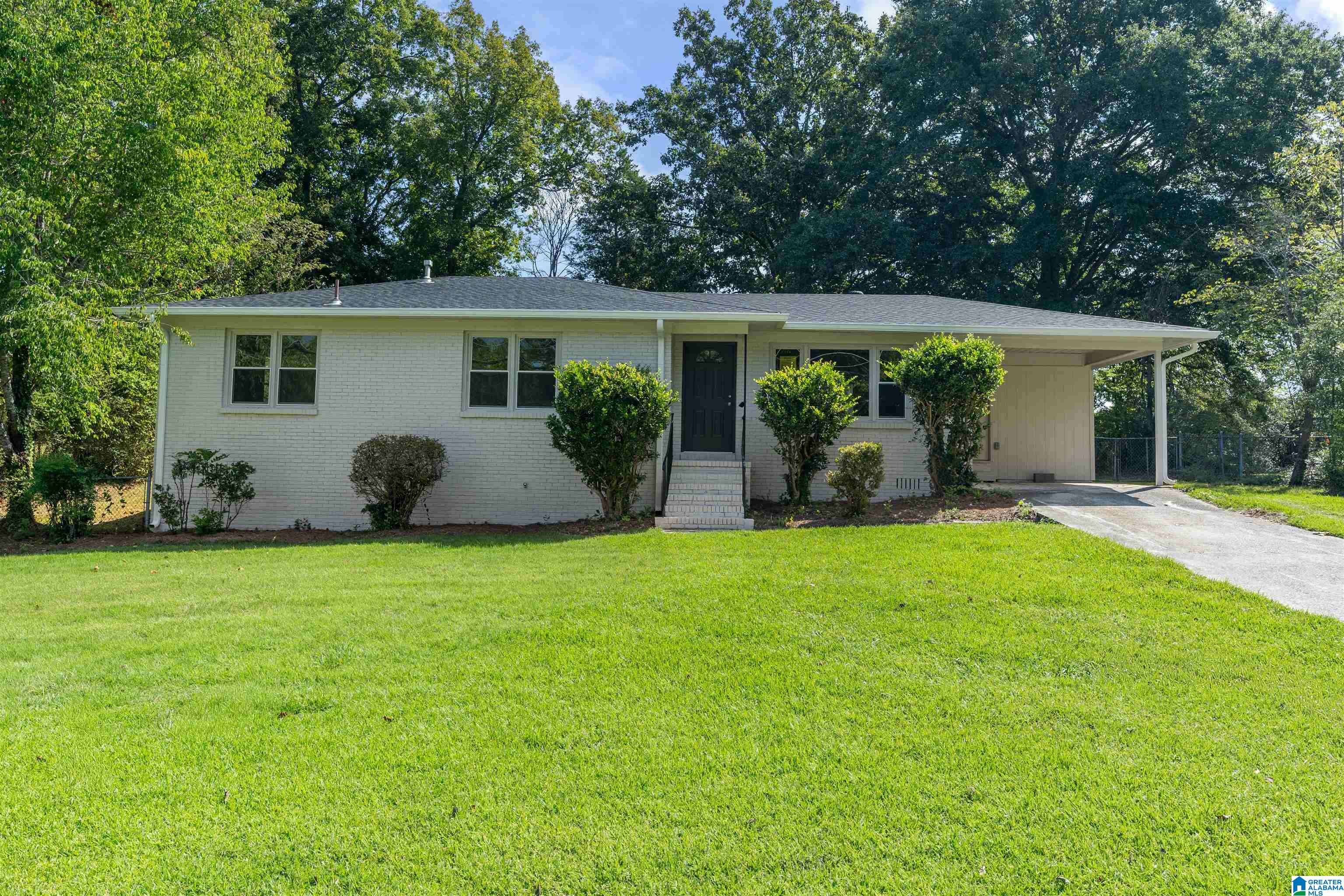 Photo 1 of Single family home for sale at 2513 7th Street NE, Center Point, AL 35215 | MLS# 21465394 | Listing updated on 2026-09-19