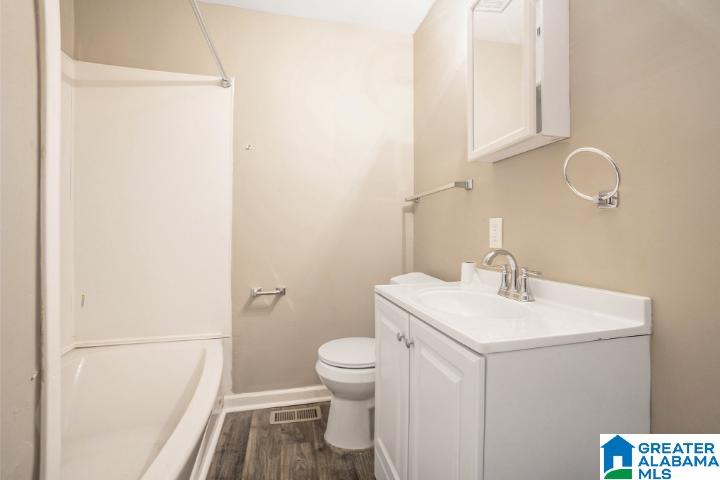 Photo 1 of Single family home for sale at 7105 Naples Ave, Birmingham, AL 35206 | MLS# 21465400 | Listing updated on 2026-09-19