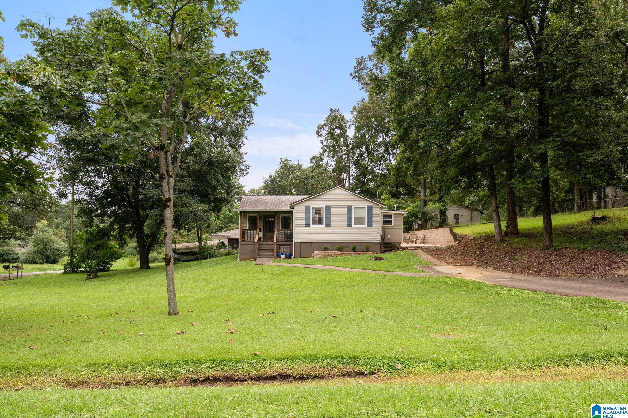 Photo 2 of Single family home for sale at 5211 Edgewood Rd, Adamsville, AL 35005 | MLS# 21465408 | Listing updated on 2026-09-19