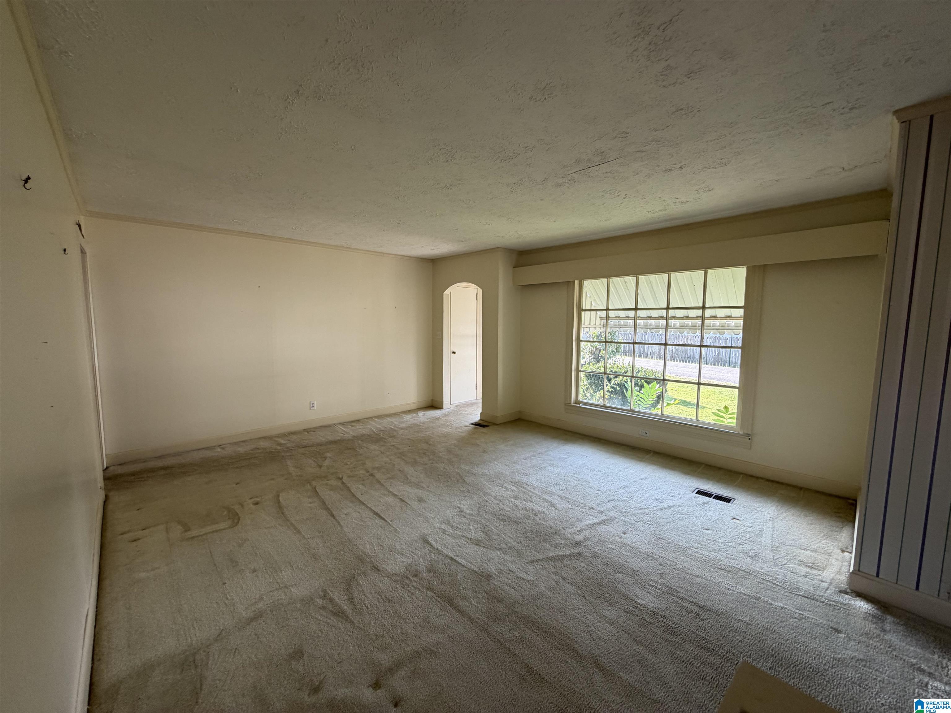Photo 3 of Single family home for sale at 304 Savage St, Piedmont, AL 36272 | MLS# 21465409 | Listing updated on 2026-09-19