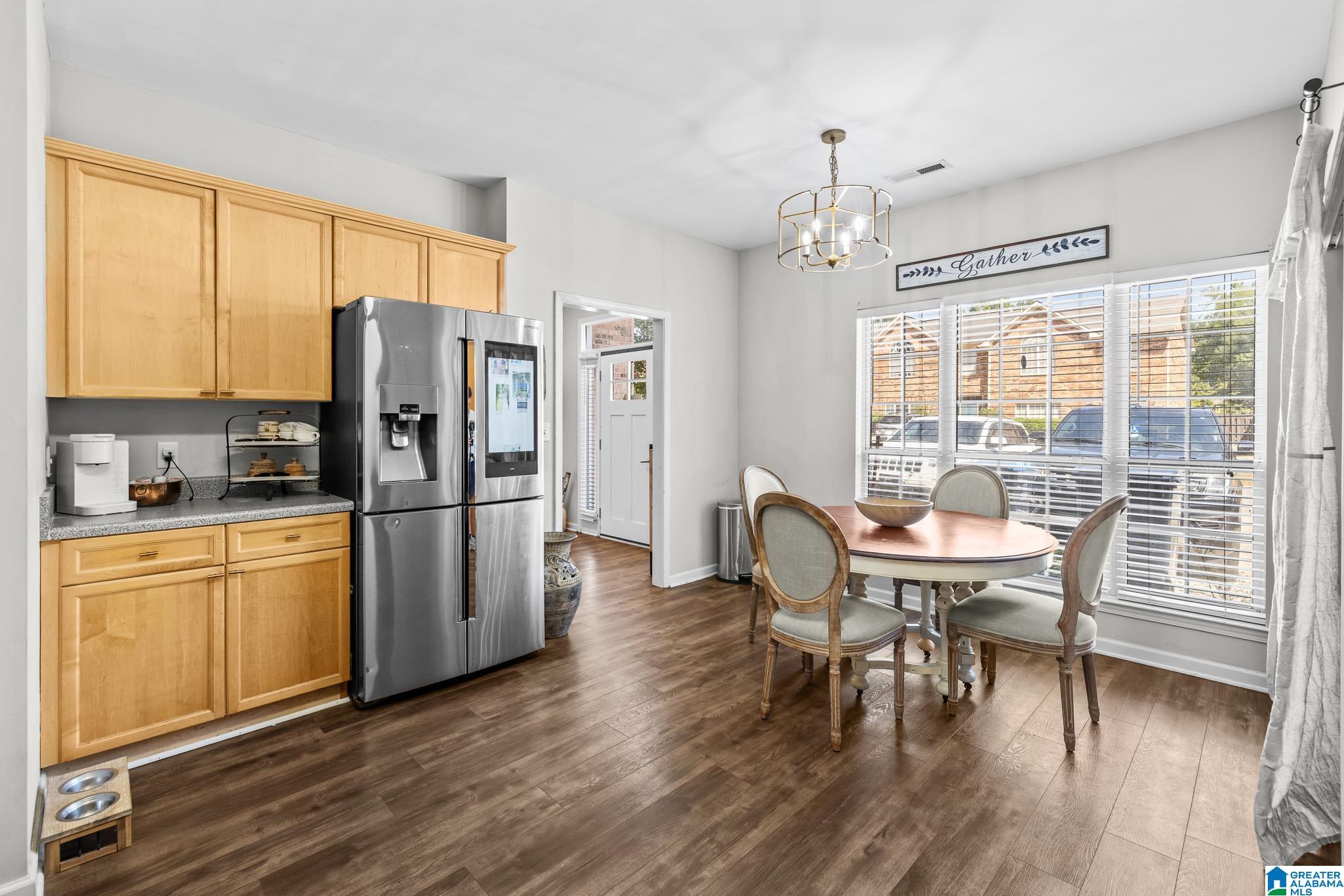 Photo 2 of Townhouse for sale at 630 Parkside Cir, Helena, AL 35080 | MLS# 21465420 | Listing updated on 2026-09-19