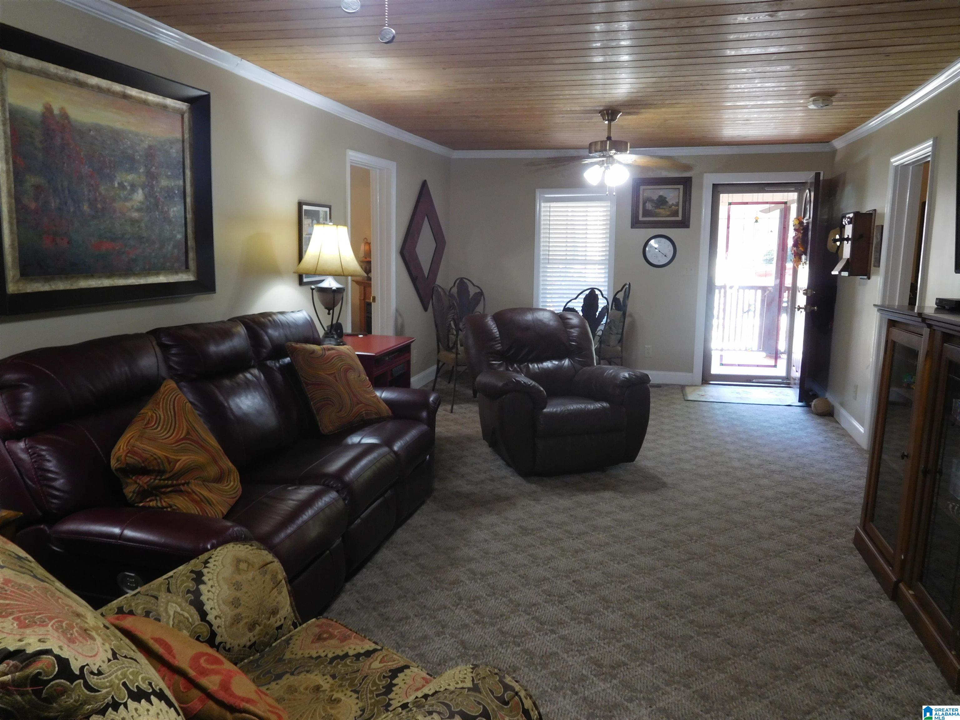 Photo 3 of Single family home for sale at 2432 Lakeshore Dr, Oneonta, AL 35121 | MLS# 21465427 | Listing updated on 2026-09-20