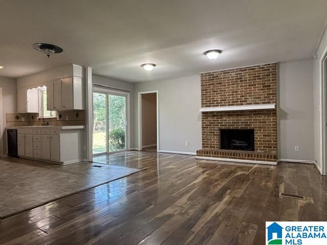 Photo 4 of Single family home for sale at 225 Sam Pate Dr, Birmingham, AL 35215 | MLS# 21465428 | Listing updated on 2026-09-19