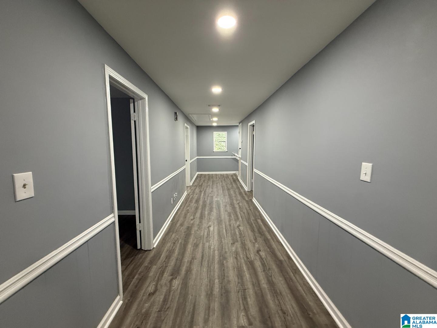 Photo 4 of Single family home for sale at 221 Short 24th Ave E, Tuscaloosa, AL 35404 | MLS# 21465430 | Listing updated on 2026-09-19