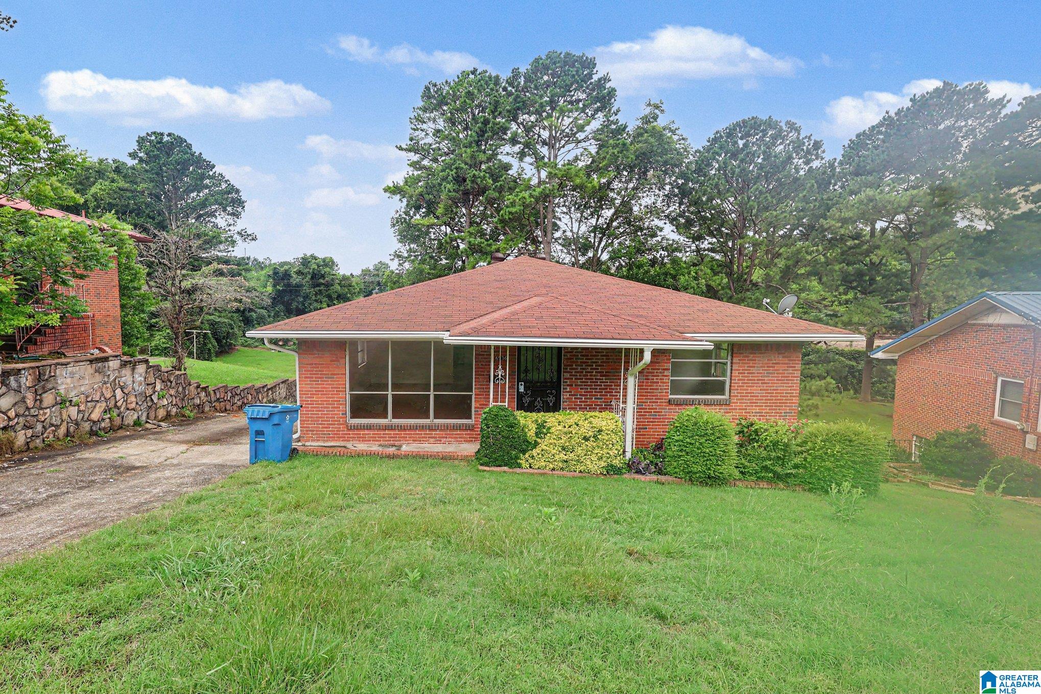 Photo 1 of Single family home for sale at 6536 Cherokee Dr, Fairfield, AL 35064 | MLS# 21465432 | Listing updated on 2026-09-19