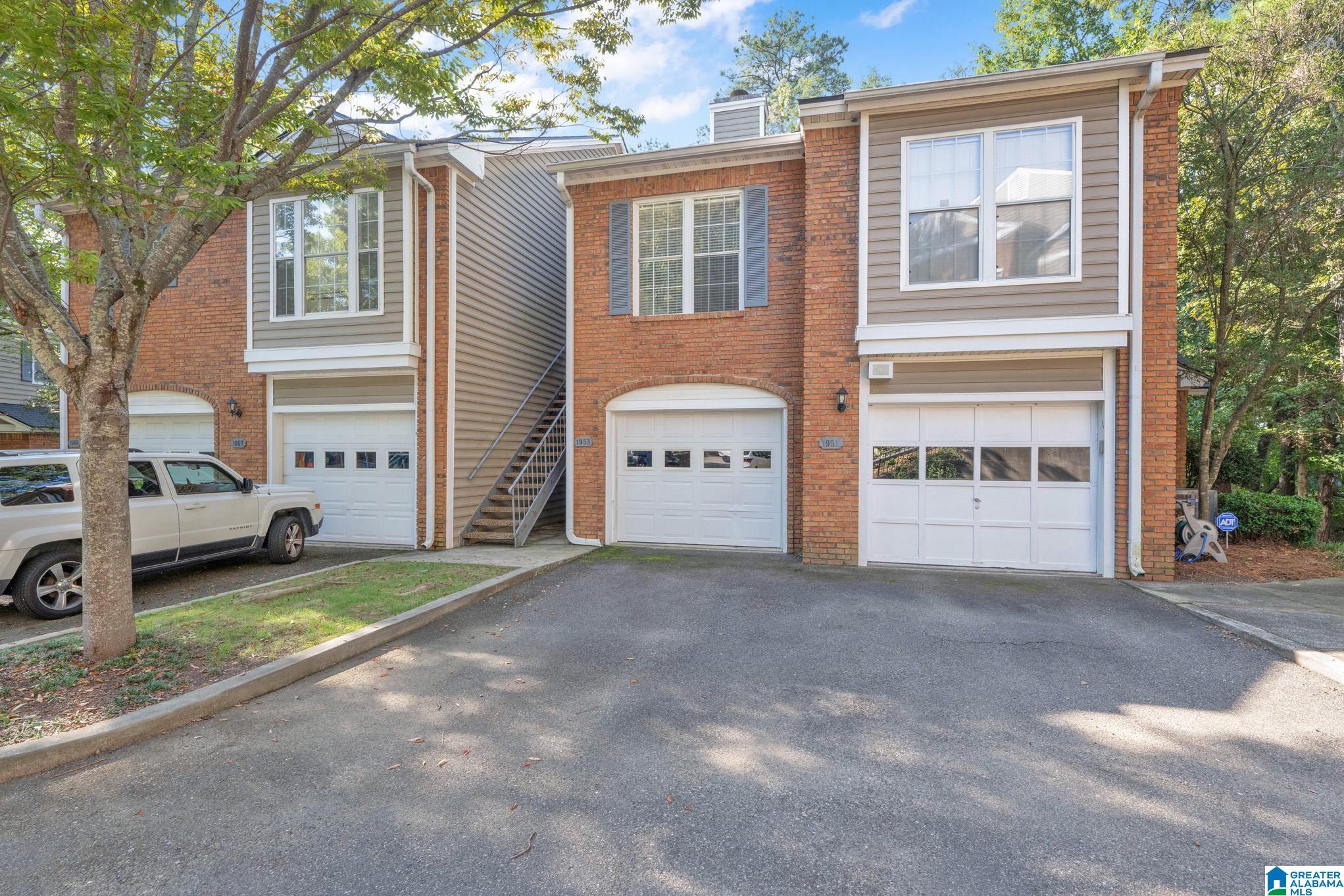 Photo 2 of Condo for sale at 1953 Waterford Pl #1953, Hoover, AL 35244 | MLS# 21465452 | Listing updated on 2026-09-19