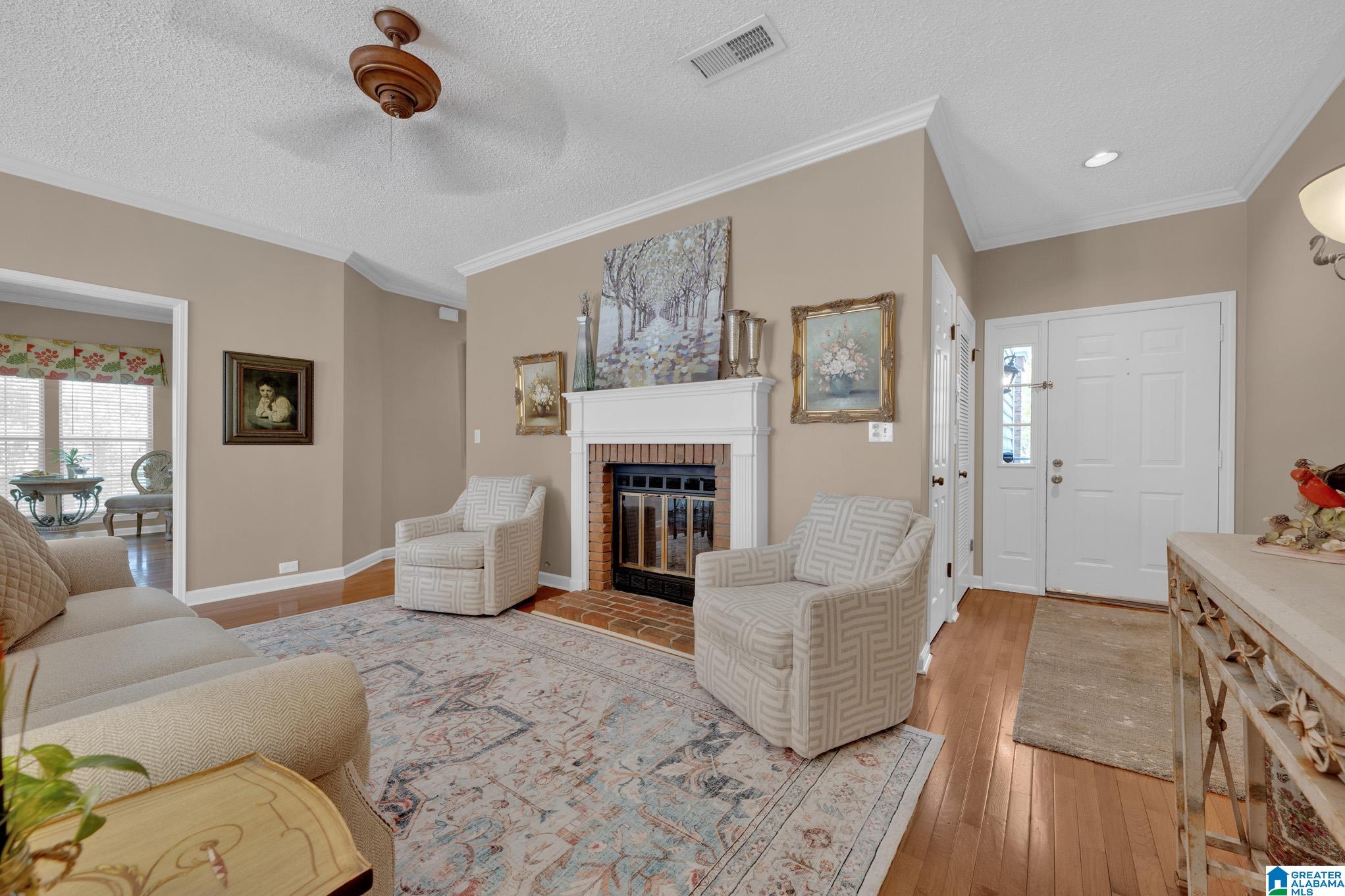 Photo 4 of Condo for sale at 1953 Waterford Pl #1953, Hoover, AL 35244 | MLS# 21465452 | Listing updated on 2026-09-19