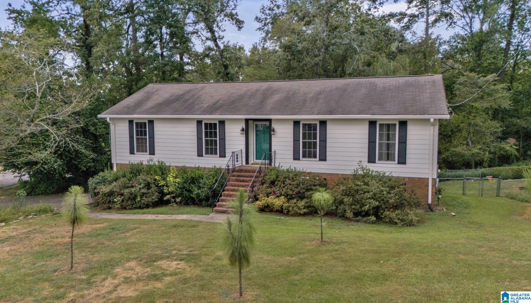 Photo 1 of Sale Pending at 274 Cambo Dr, Hoover, AL 35226 | MLS# 21465472 | Listing updated on 2026-09-19