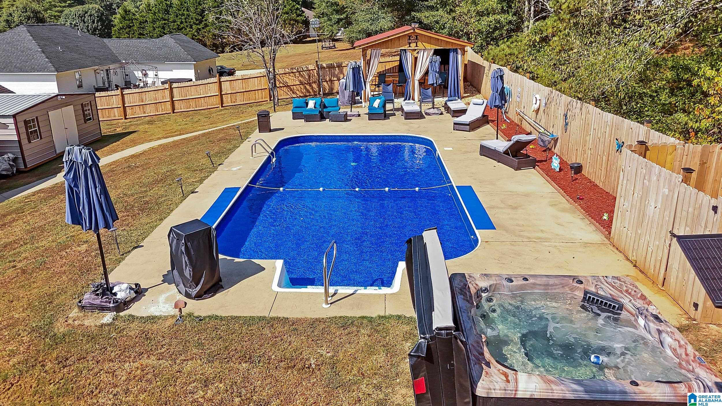 Photo 3 of Single family home for sale at 430 Meadowood Ave, Winfield, AL 35594 | MLS# 21465488 | Listing updated on 2026-09-20
