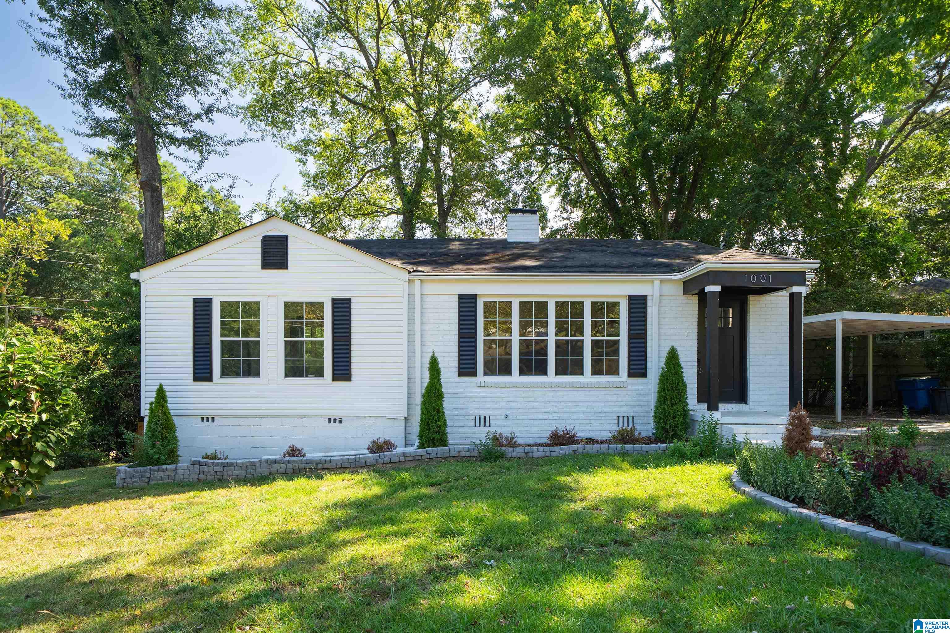 Single family home for sale at 1001 Drexel Pkwy, Birmingham, AL 35209 | MLS# 21465502