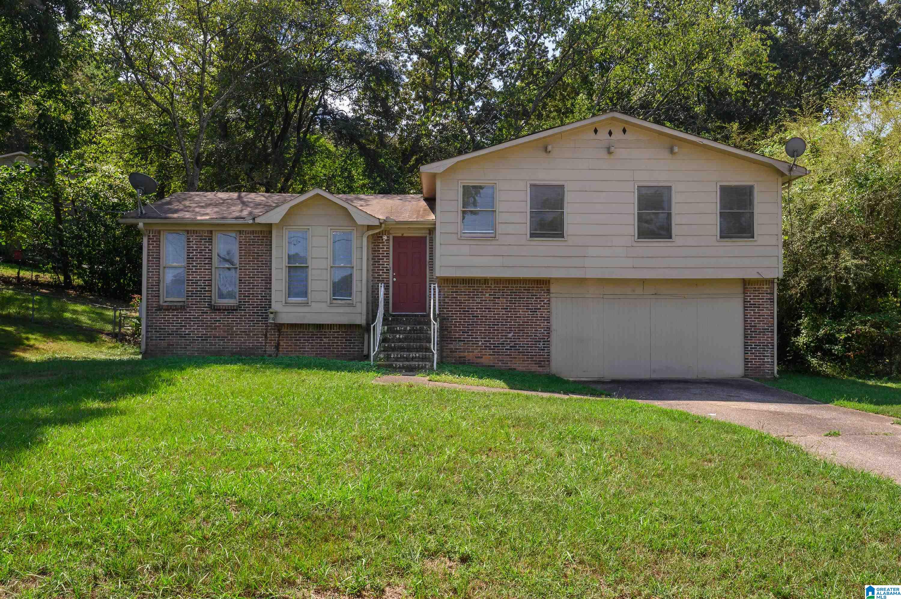 Single family home for sale at 525 15th Court NW, CENTER POINT, AL 35215 | MLS# 21465507