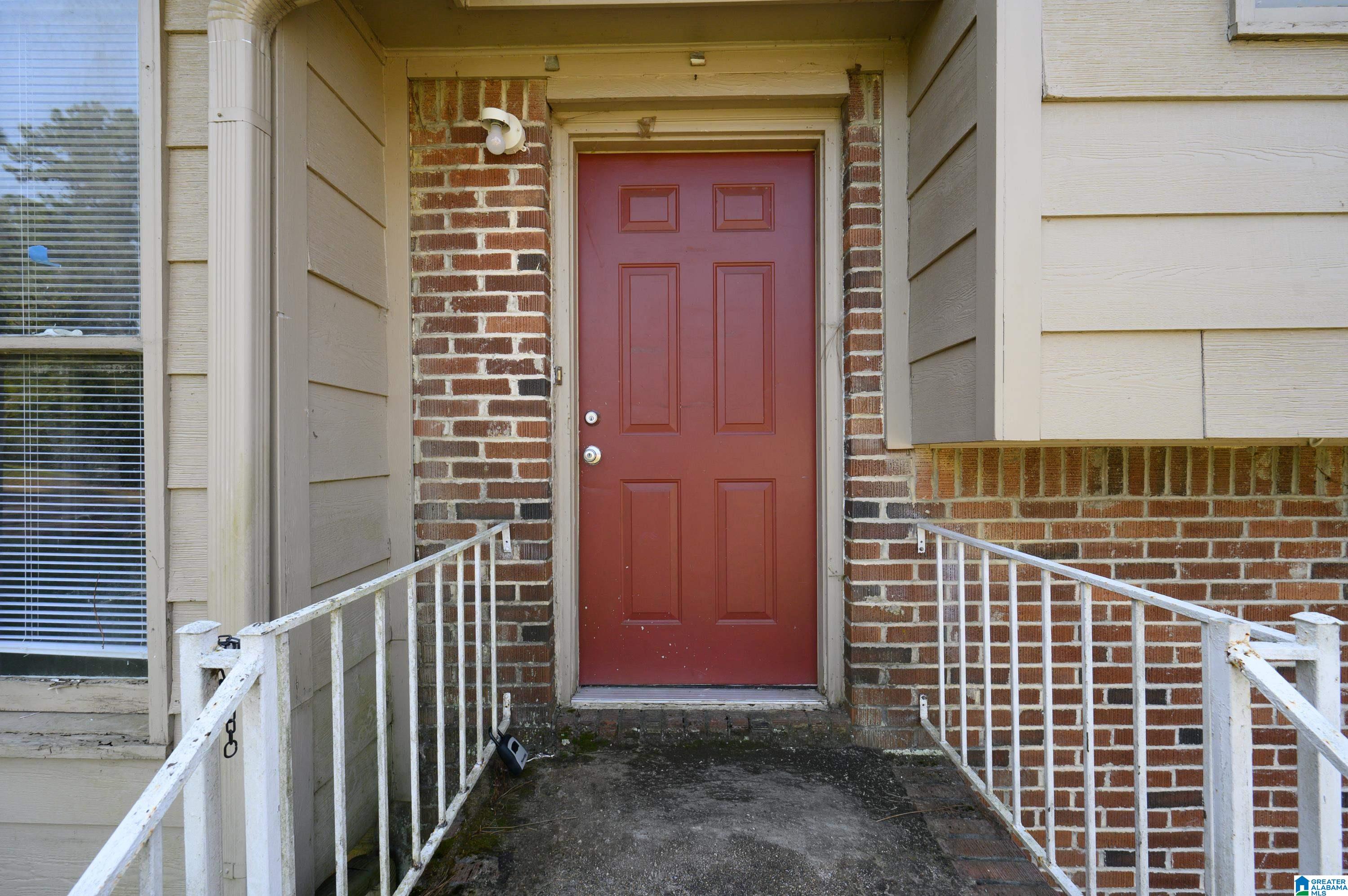 Photo 4 of Single family home for sale at 525 15th Court NW, Center Point, AL 35215 | MLS# 21465507 | Listing updated on 2026-09-19