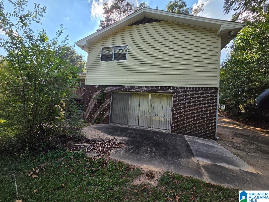 Photo 4 of Single family home for sale at 633 4th Court, Pleasant Grove, AL 35127 | MLS# 21465509 | Listing updated on 2026-09-19