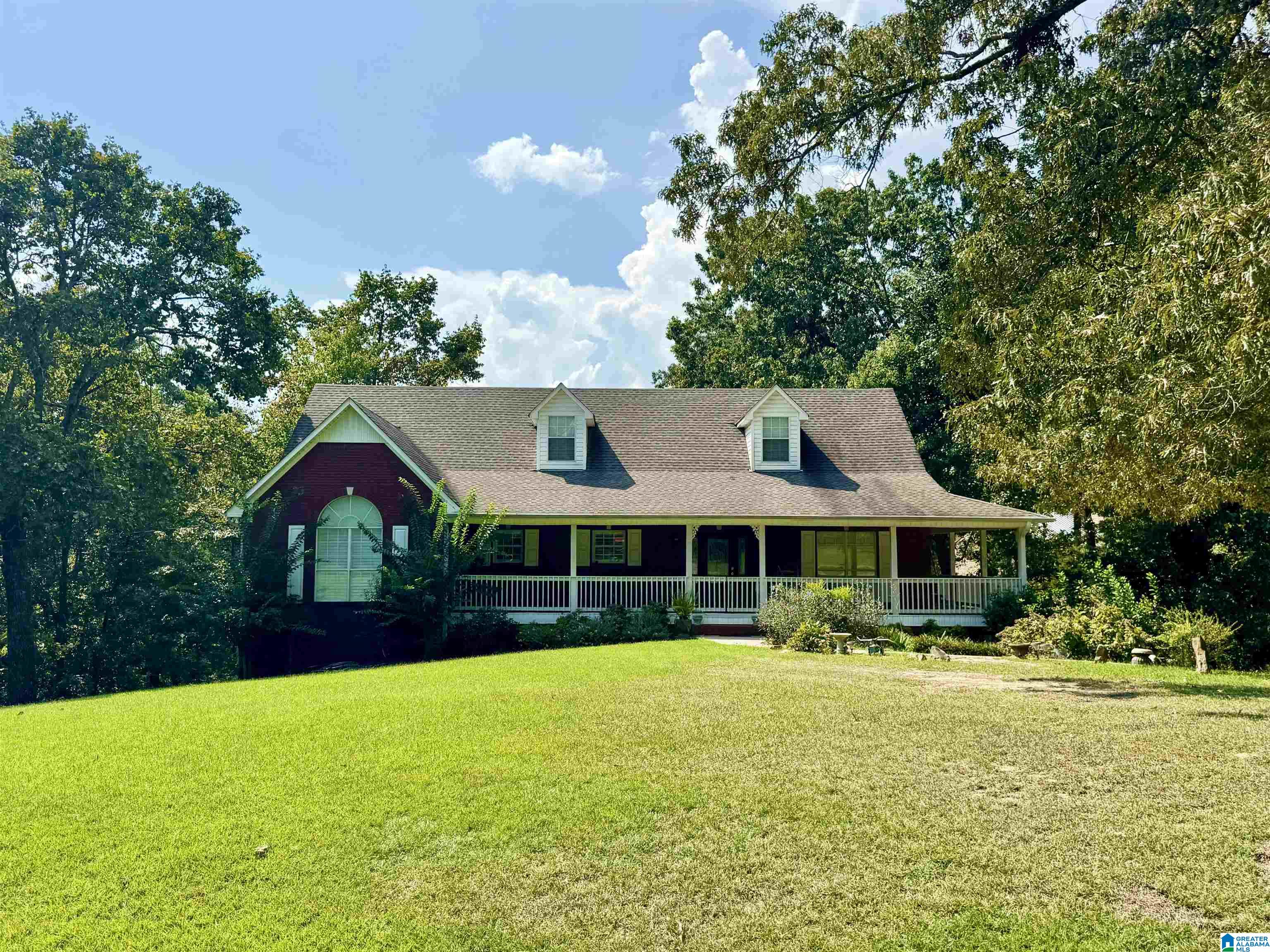 Single family home for sale at 180 Forest Cir, WARRIOR, AL 35180 | MLS# 21465518