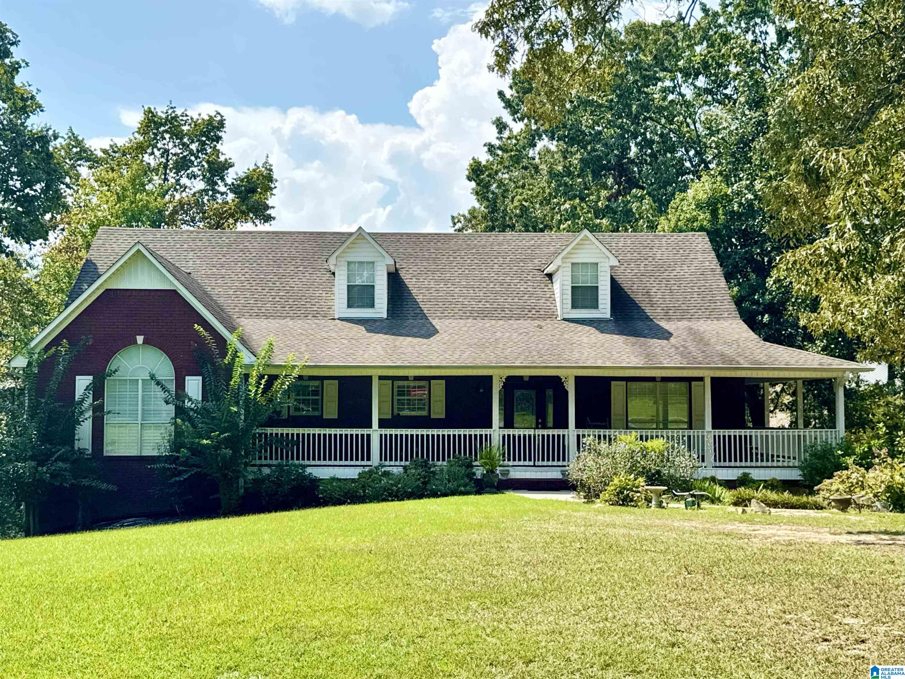Photo 1 of Single family home for sale at 180 Forest Cir, Warrior, AL 35180 | MLS# 21465518 | Listing updated on 2026-10-03