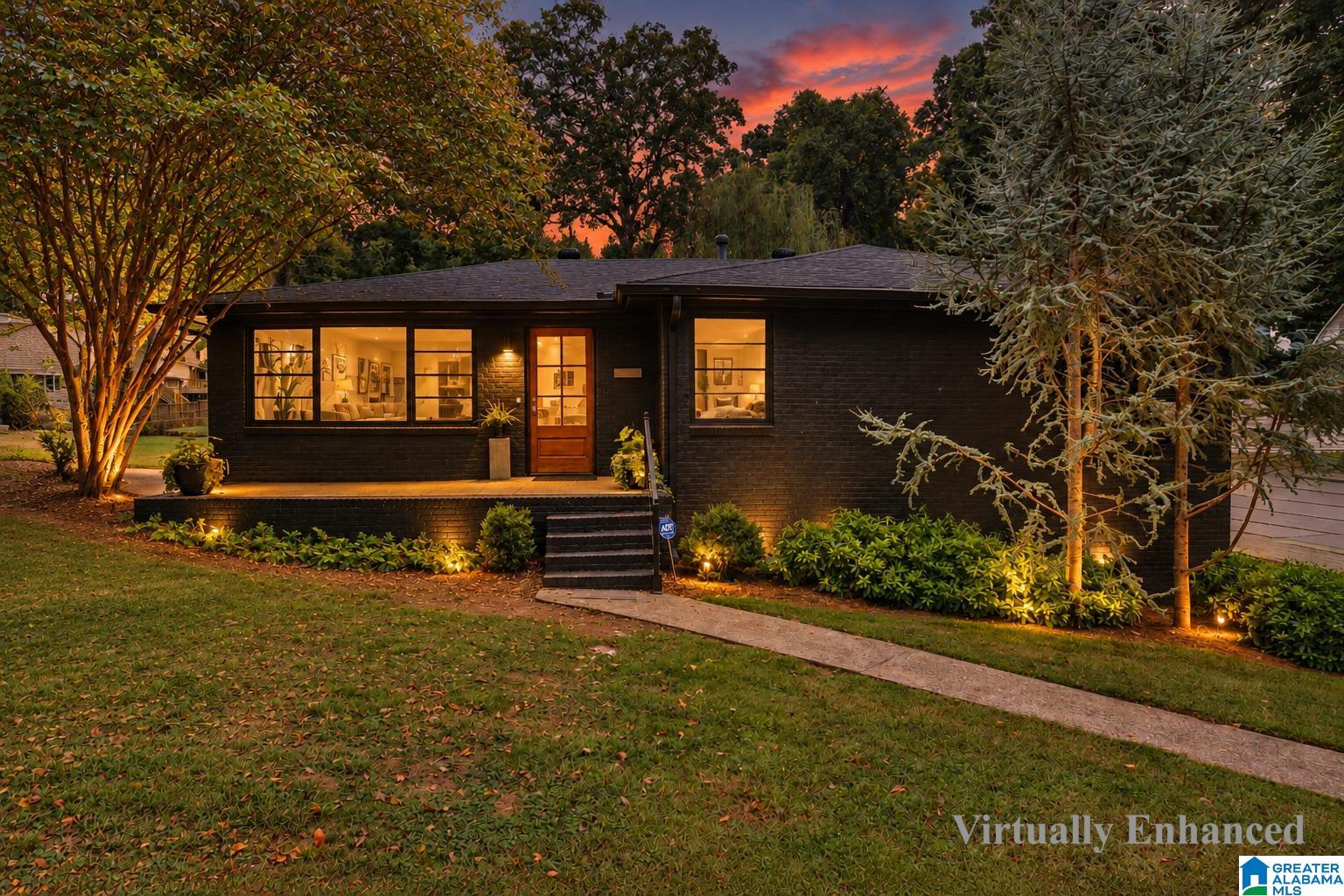 Photo 1 of Single family home for sale at 5429 10th Avenue S, Birmingham, AL 35222 | MLS# 21465682 | Listing updated on 2026-09-25