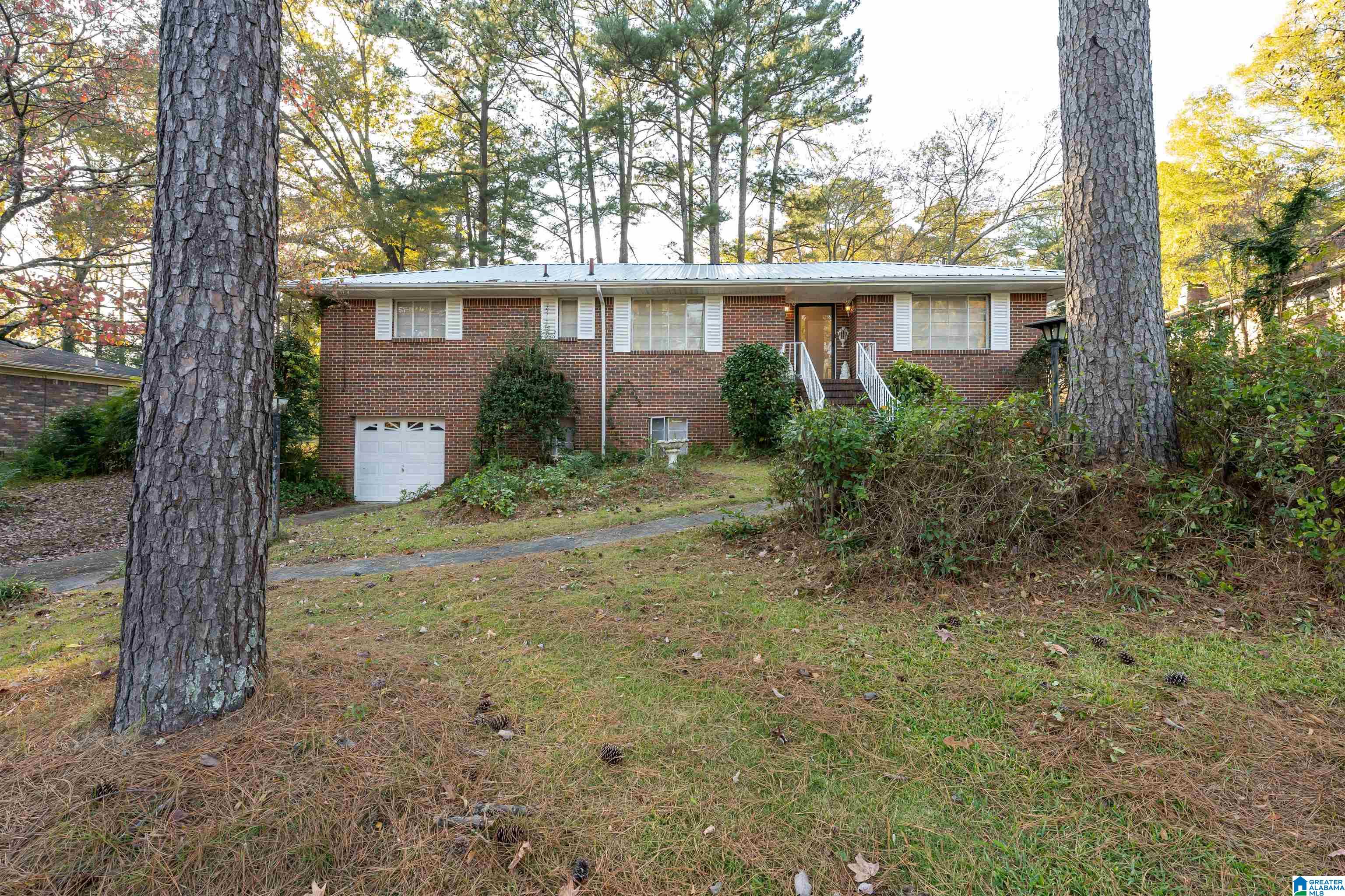 Single family home for sale at 1168 Five Mile Rd, BIRMINGHAM, AL 35215 | MLS# 21465696