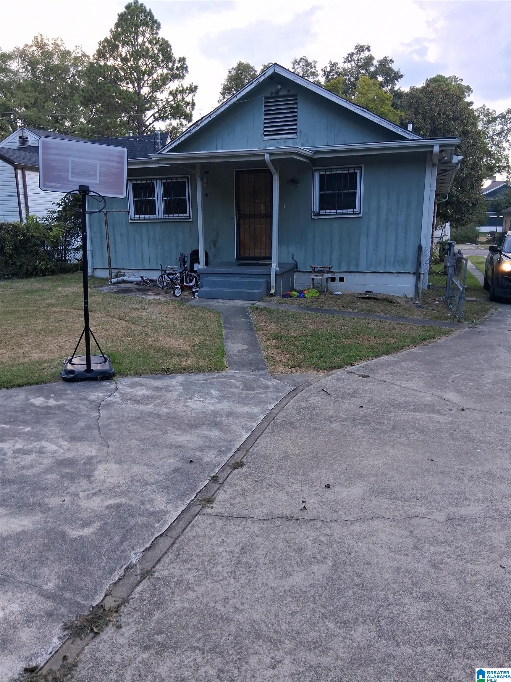 Photo 4 of Single family home for sale at 7615 3rd Avenue S, Birmingham, AL 35206 | MLS# 21465723 | Listing updated on 2026-09-23