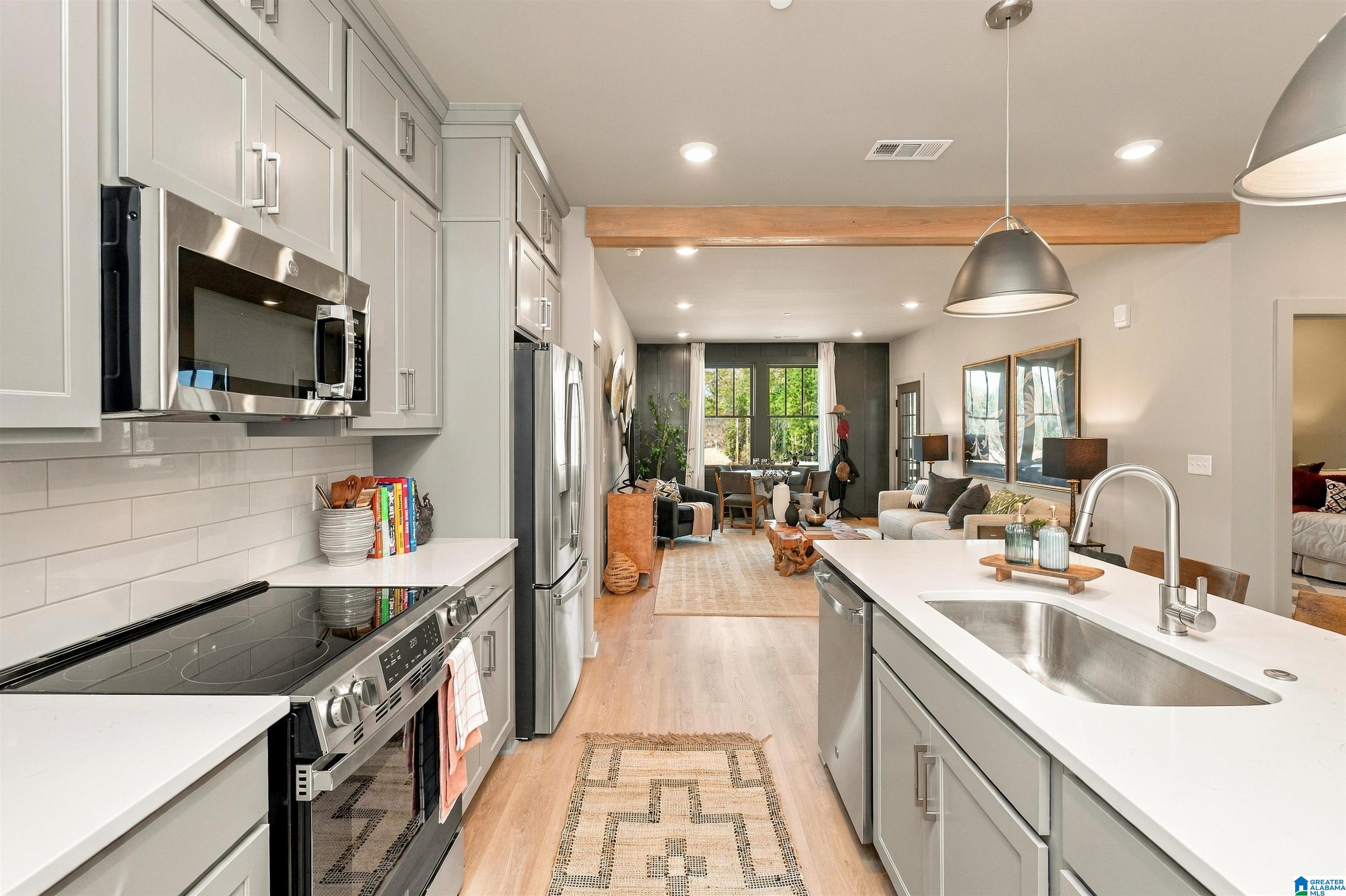 Photo 3 of Sale Pending at 1801 Williamette Tr #0304, Hoover, AL 35244 | MLS# 21465781 | Listing updated on 2026-09-24