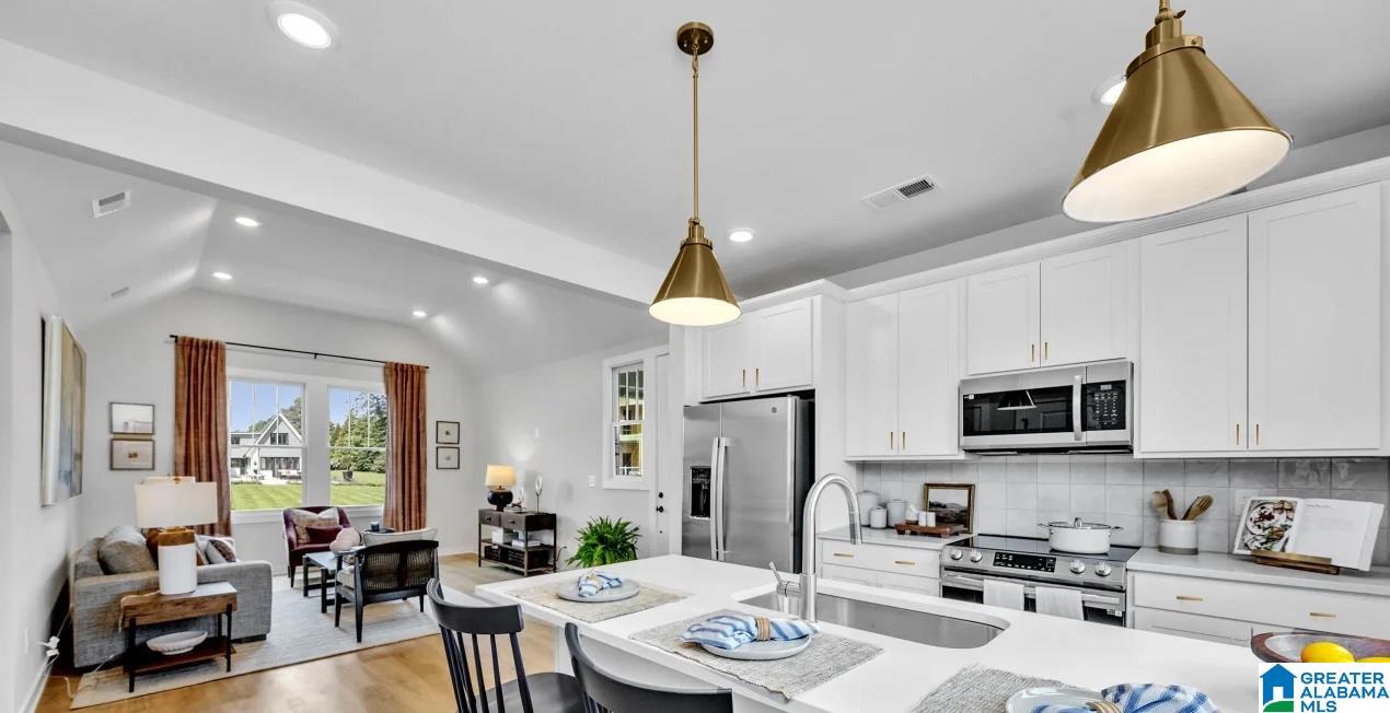 Photo 2 of Sale Pending at 1801 Williamette Tr #304, Hoover, AL 35244 | MLS# 21465788 | Listing updated on 2026-09-24