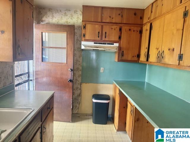 Photo 3 of Single family home for sale at 636 Mccary St SW, Birmingham, AL 35211 | MLS# 21465810 | Listing updated on 2026-09-24
