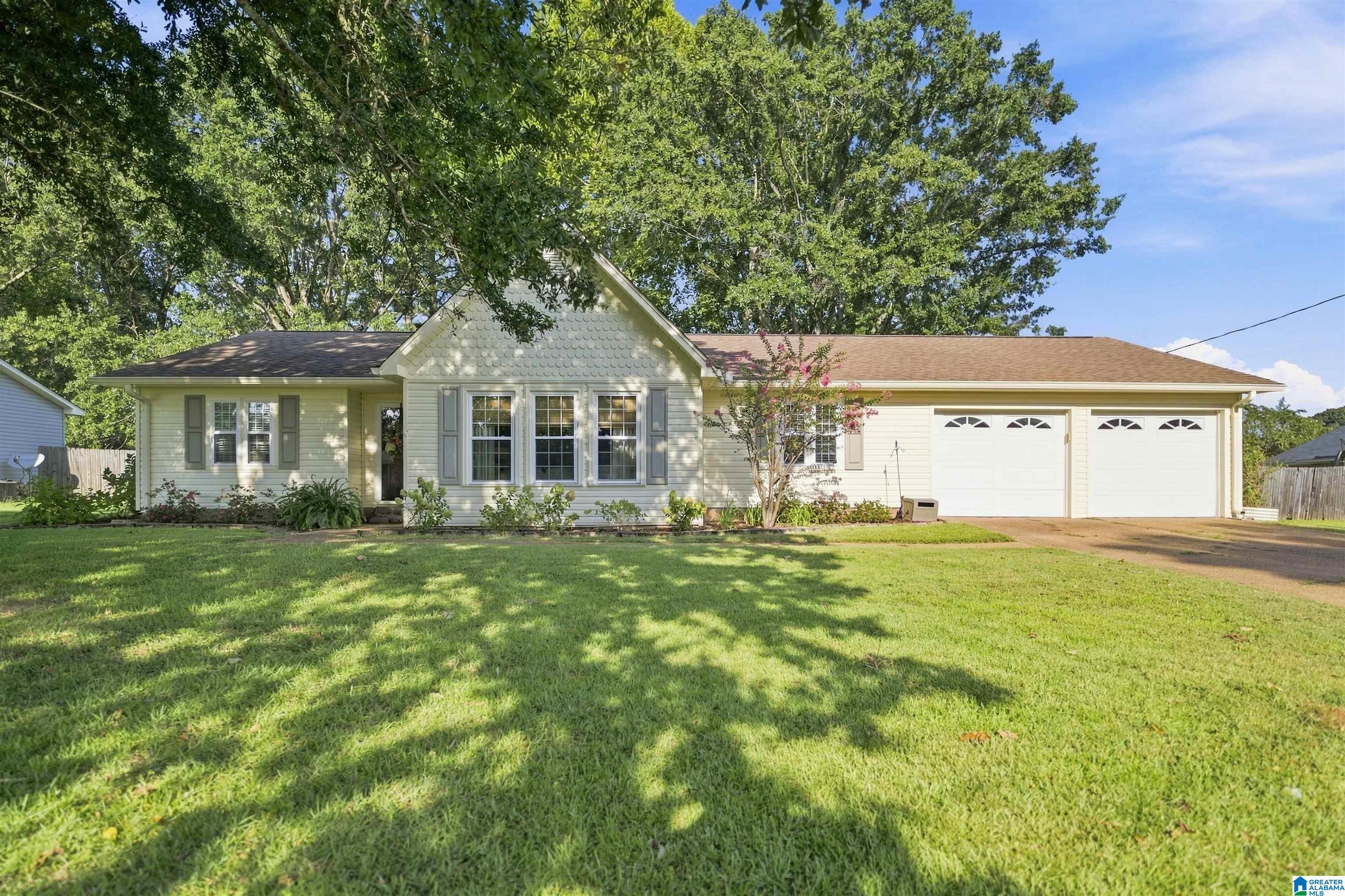 Photo 1 of Single family home for sale at 11713 Arlington Ave, Northport, AL 35475 | MLS# 21465818 | Listing updated on 2026-09-25